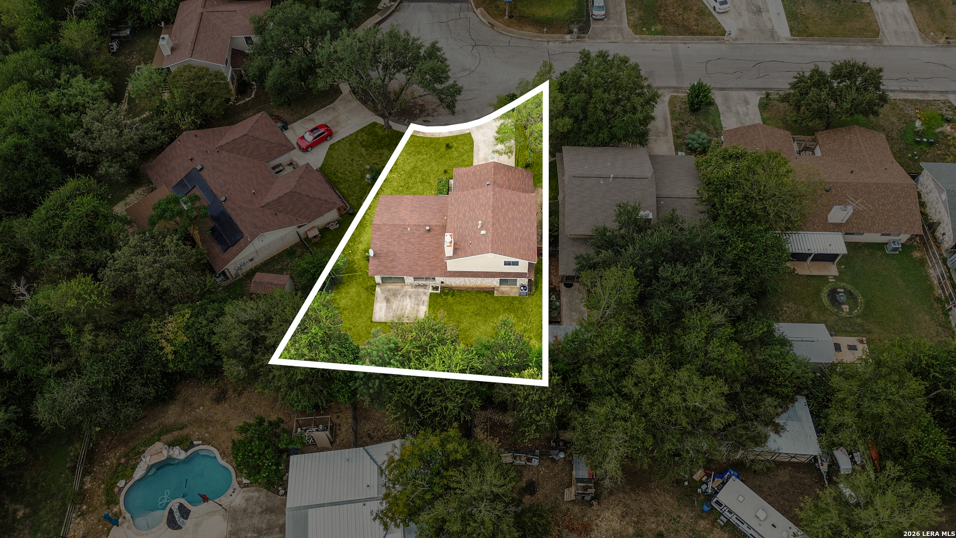 8218 DAWNWOOD DR, San Antonio, TX 78250