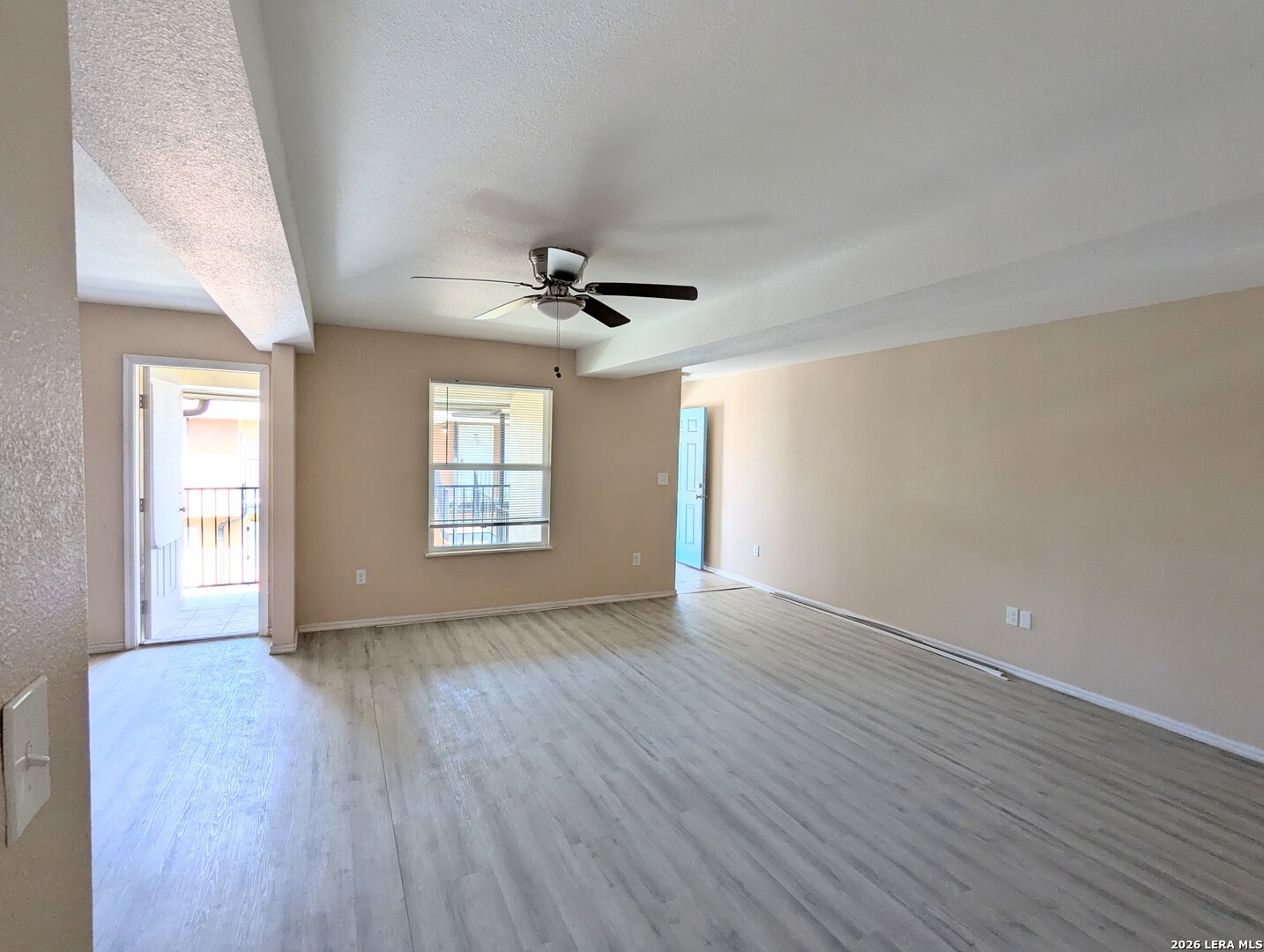 3718 PLEASANTON RD, #2-102, San Antonio, TX 78221