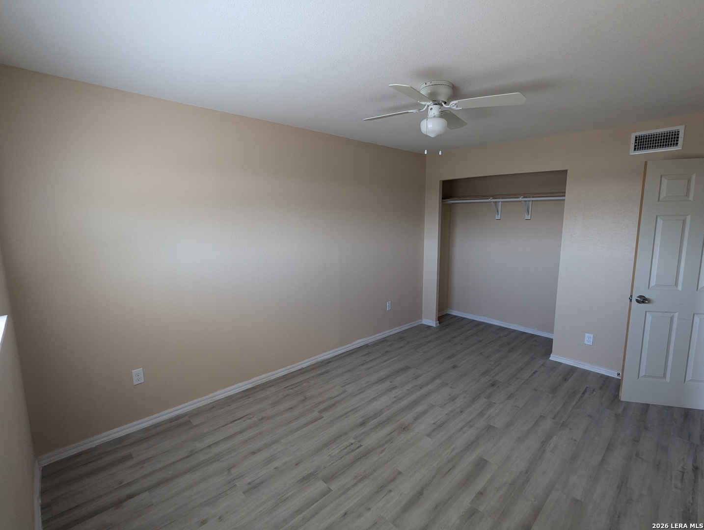 3718 PLEASANTON RD, #2-102, San Antonio, TX 78221