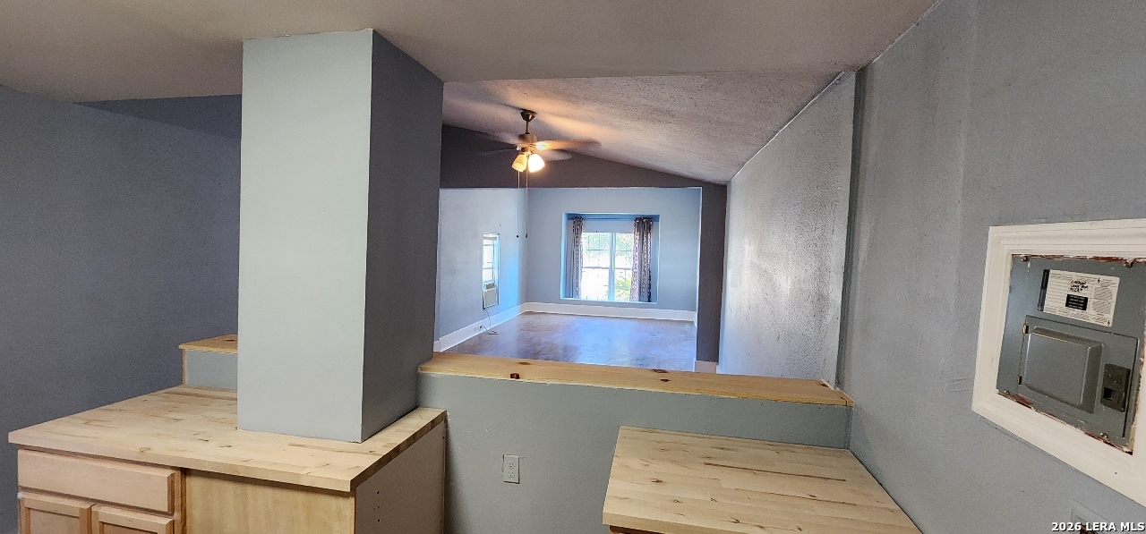 1908 Monterey, San Antonio, TX 78207