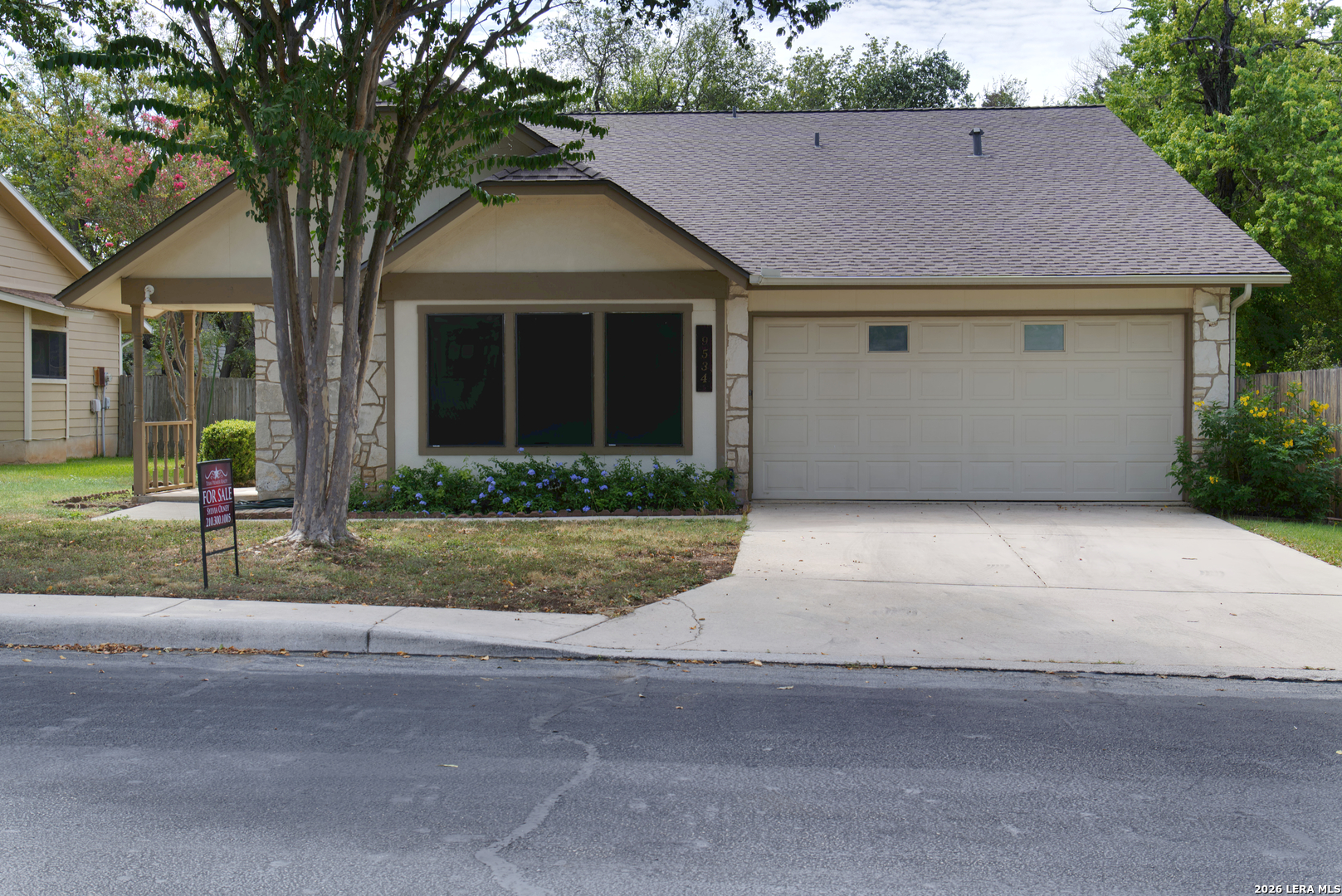 Property photo for 9534 Autumn Shadows, San Antonio, TX