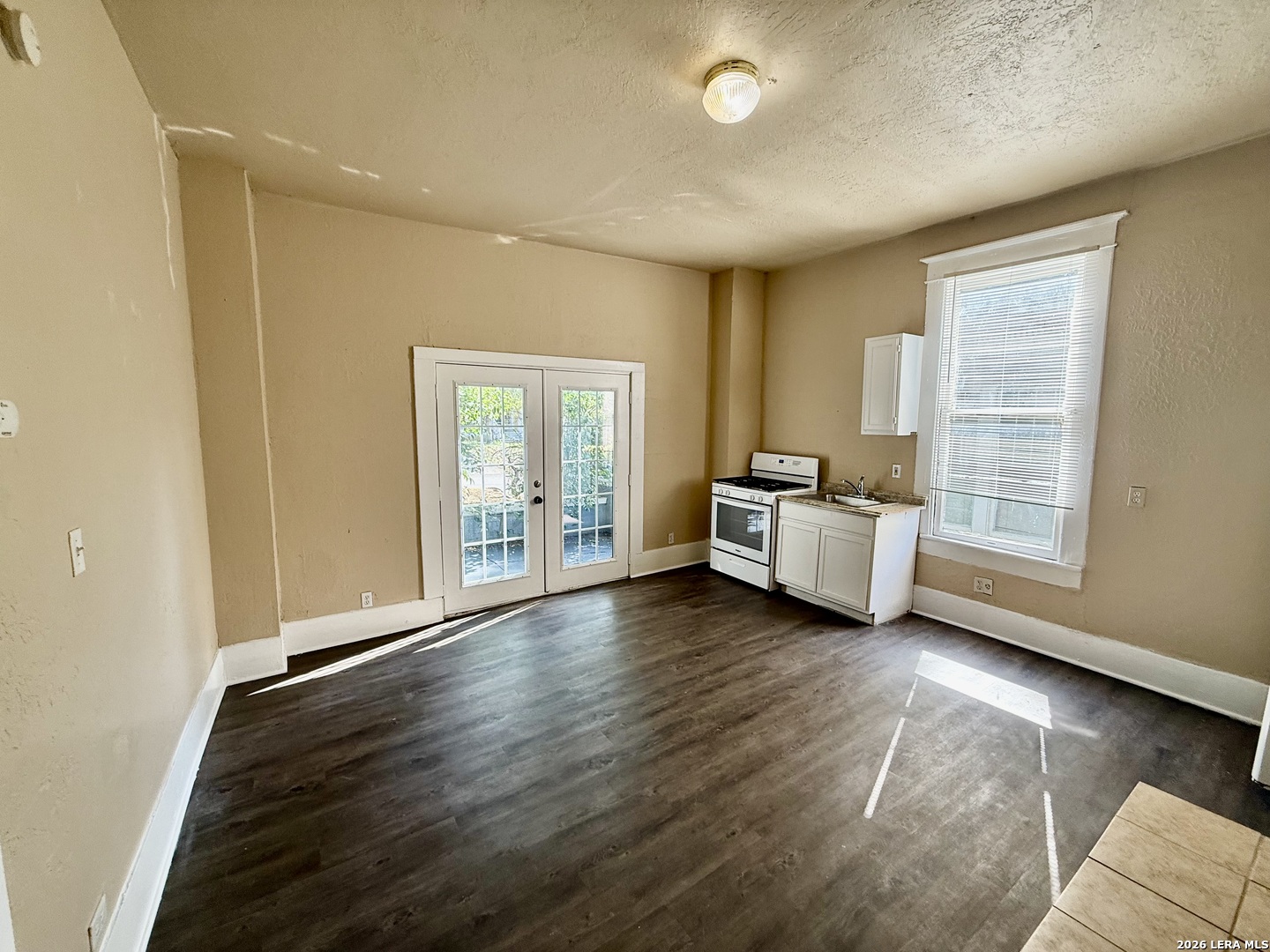 241 Post, #5, San Antonio, TX 78215