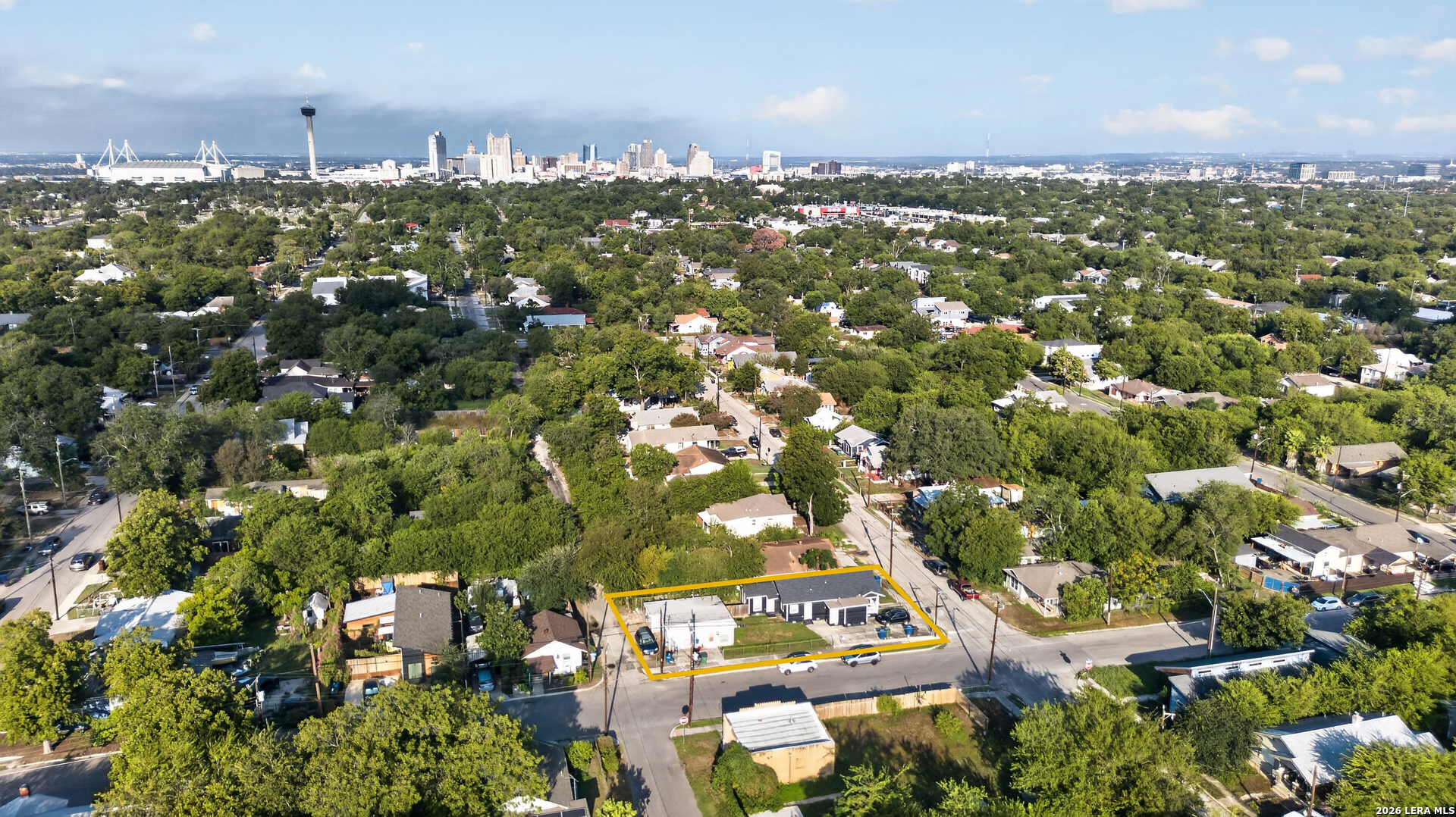 1548 Center St, San Antonio, TX 78202