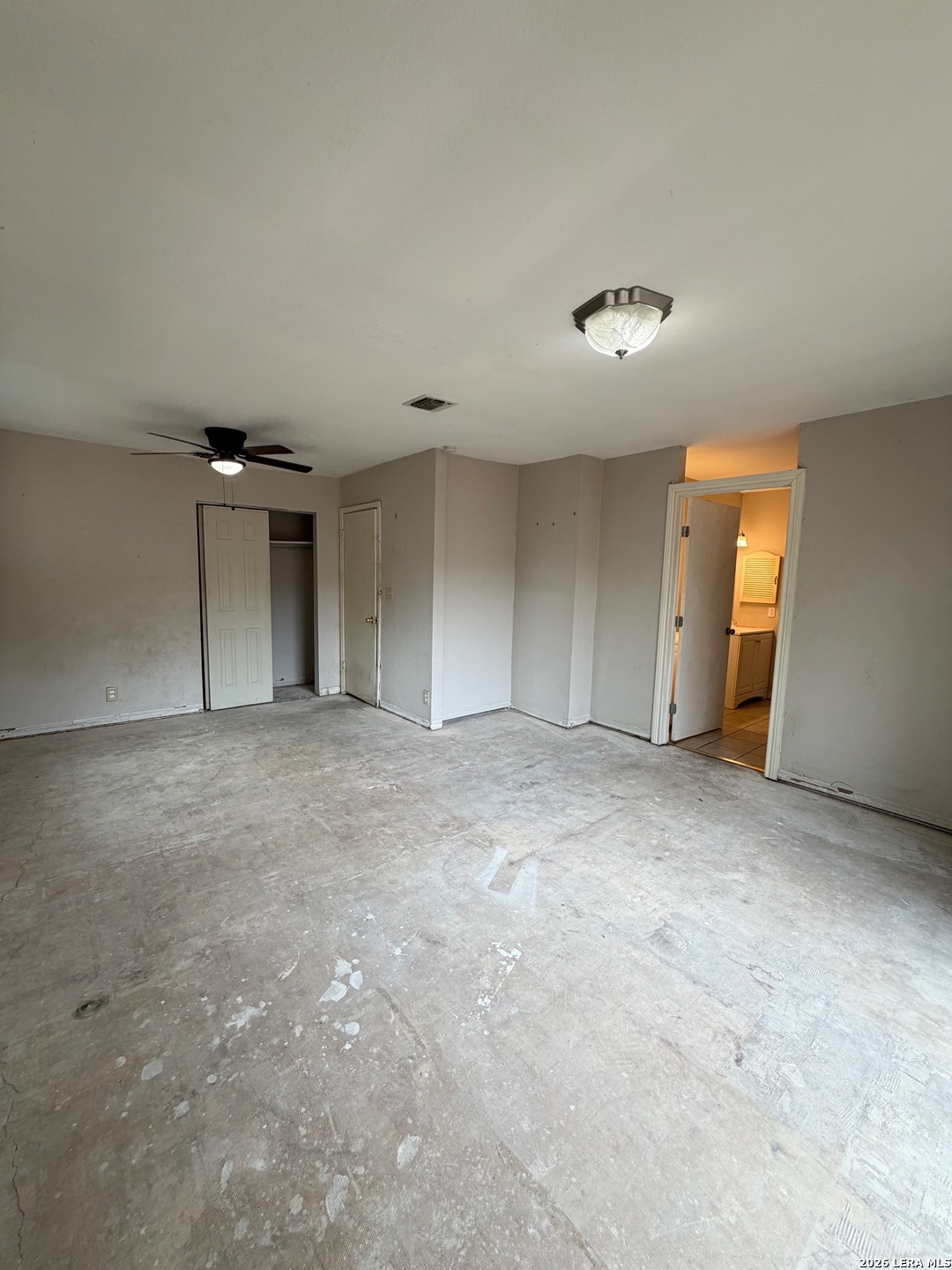 6846 Agua Calientes, San Antonio, TX 78239