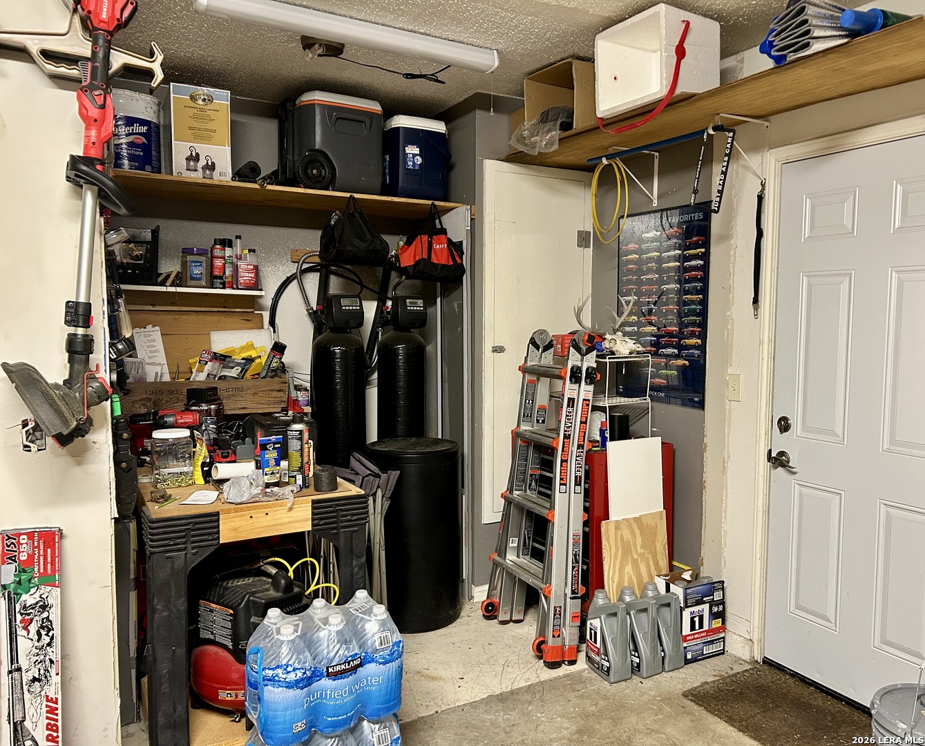 8519 Marathon, Universal City, TX 78148
