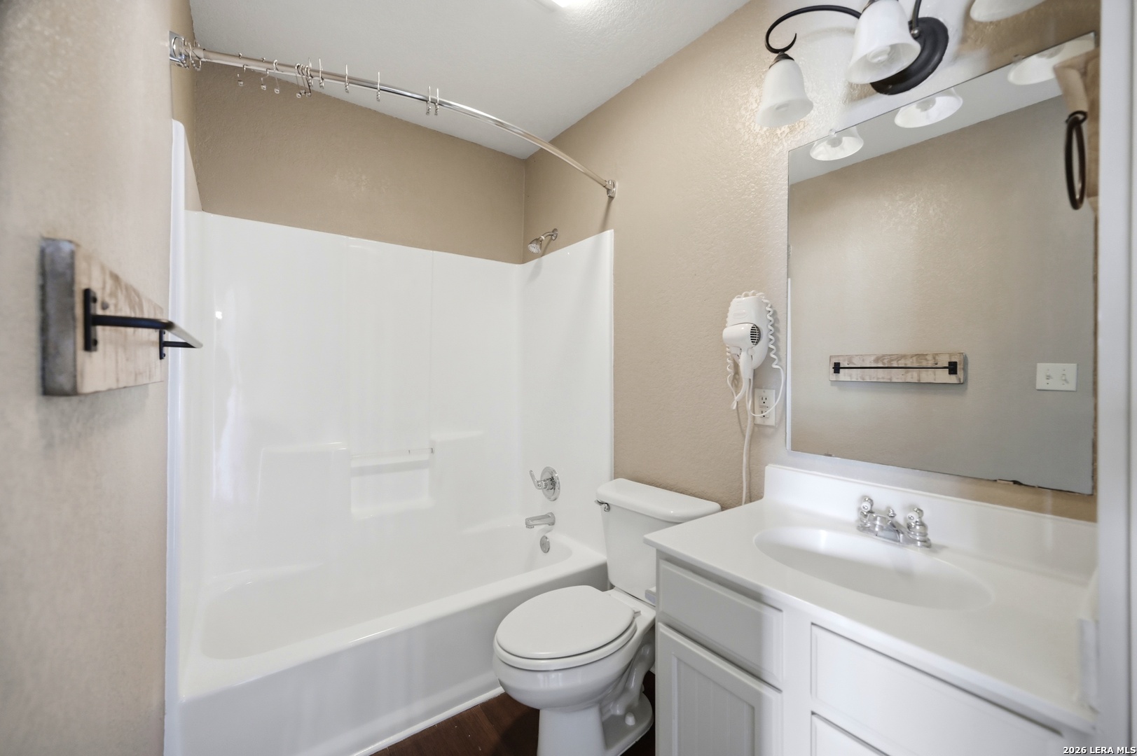 393 APRIL DR, #380, Canyon Lake, TX 78133