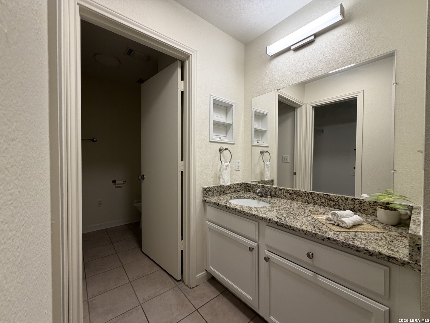 10527 PERRIN BEITEL RD, #BLDG E UNIT 105, San Antonio, TX 78217