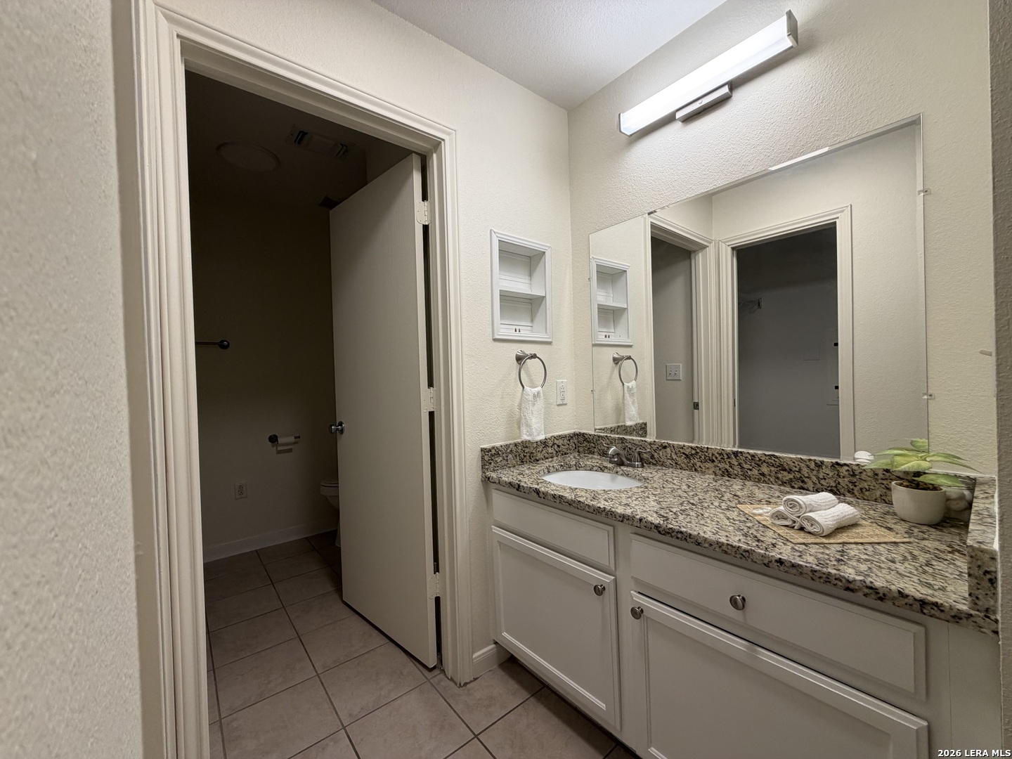 10527 PERRIN BEITEL RD, #BLDG E UNIT 105, San Antonio, TX 78217