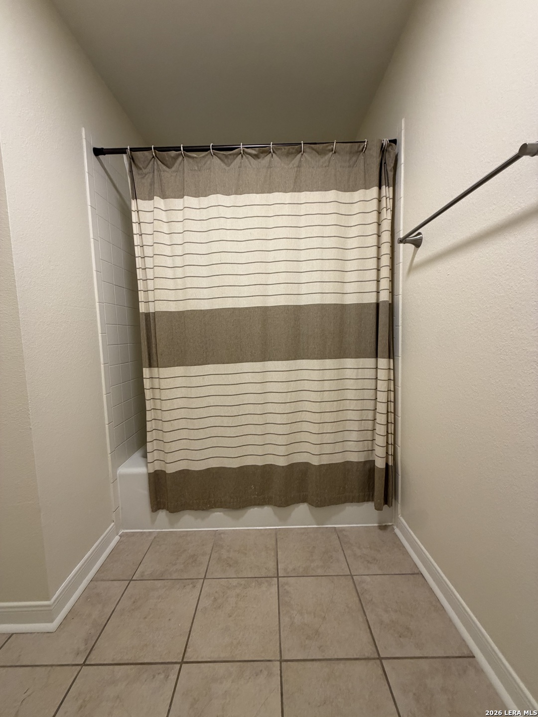 10527 PERRIN BEITEL RD, #BLDG E UNIT 105, San Antonio, TX 78217