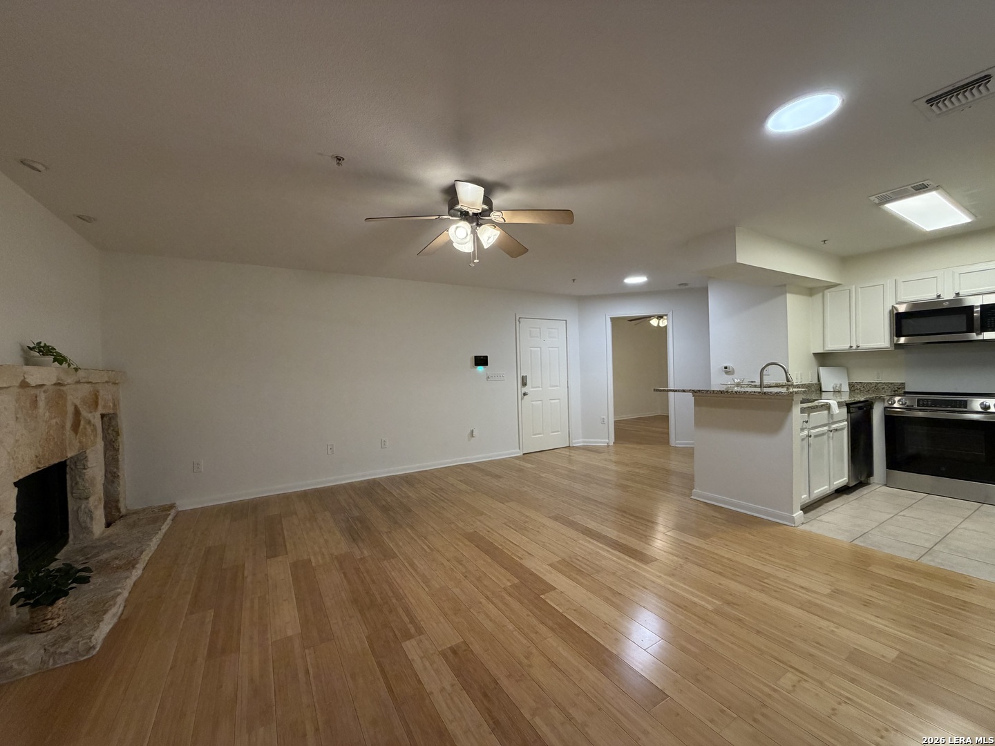10527 PERRIN BEITEL RD, #BLDG E UNIT 105, San Antonio, TX 78217