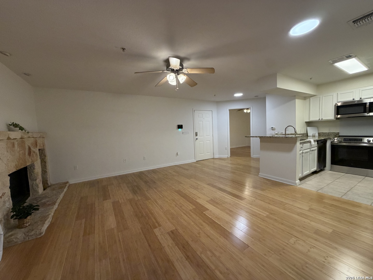 10527 PERRIN BEITEL RD, #BLDG E UNIT 105, San Antonio, TX 78217