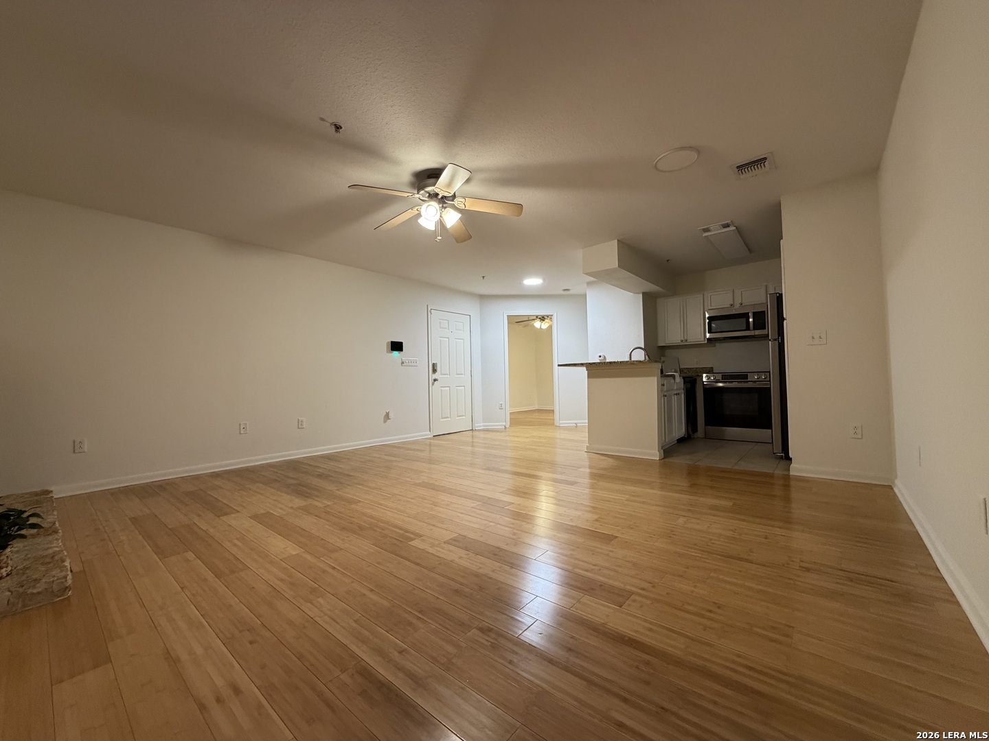 10527 PERRIN BEITEL RD, #BLDG E UNIT 105, San Antonio, TX 78217