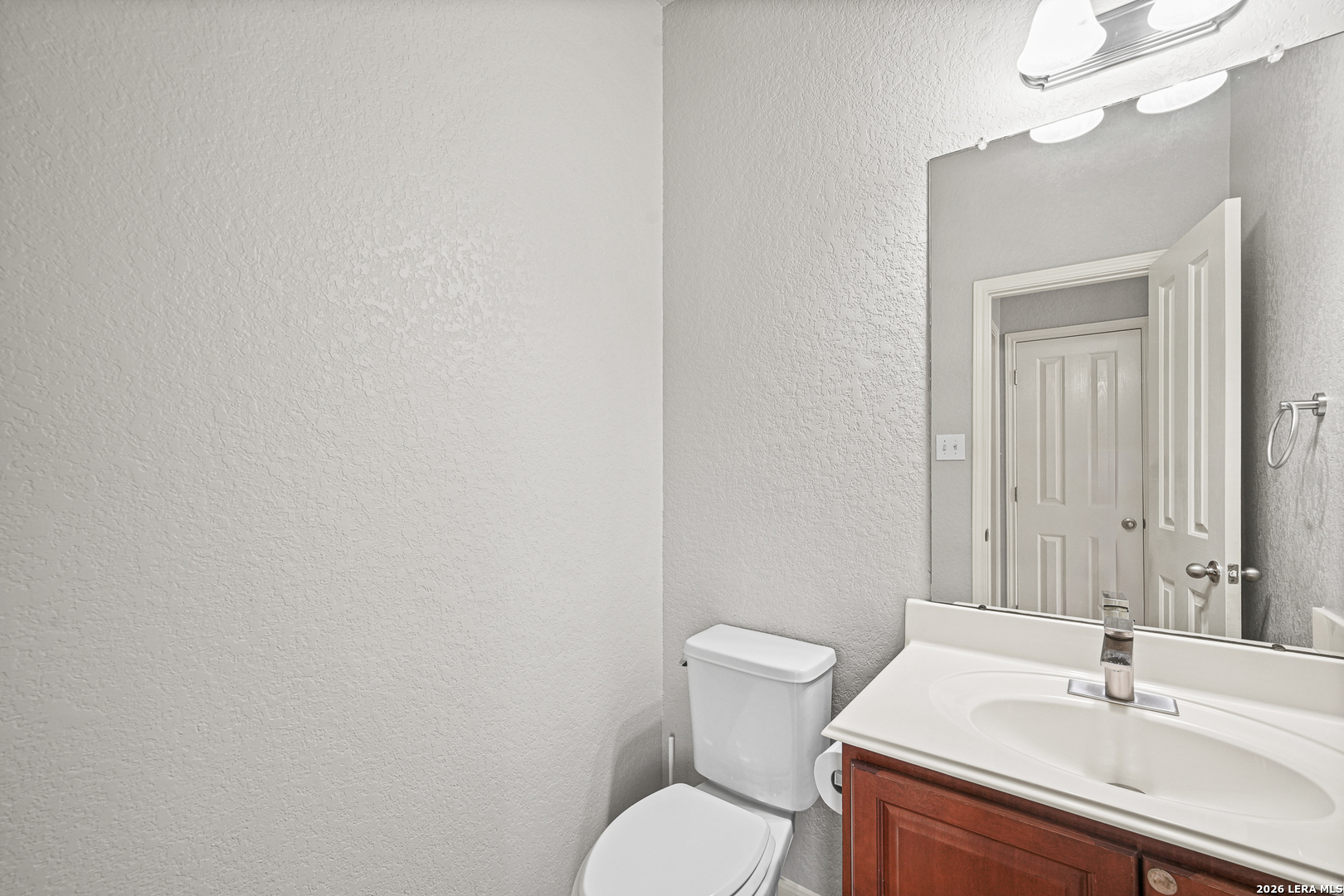1803 Viljandi Moon, San Antonio, TX 78251