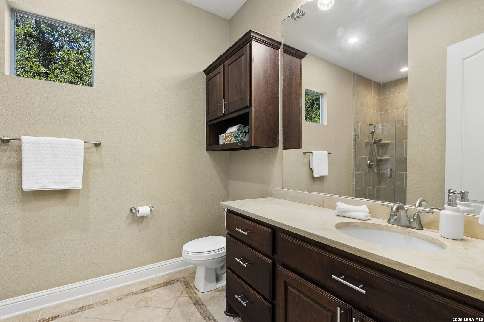 1911 Far Niente, San Antonio, TX 78258