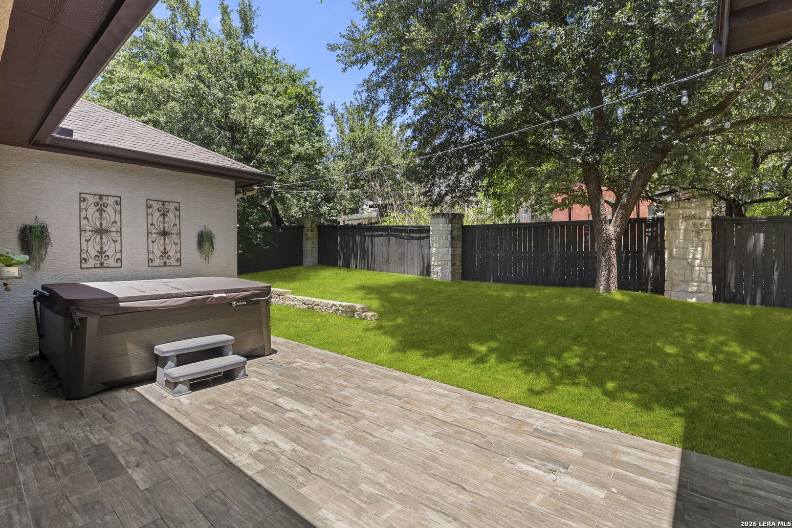 1911 Far Niente, San Antonio, TX 78258