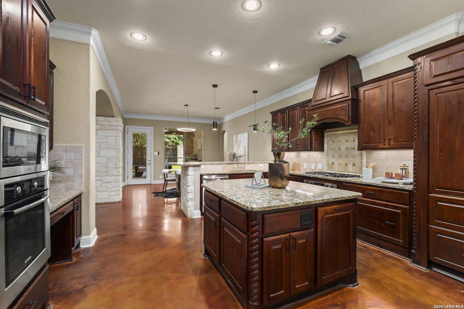 1911 Far Niente, San Antonio, TX 78258