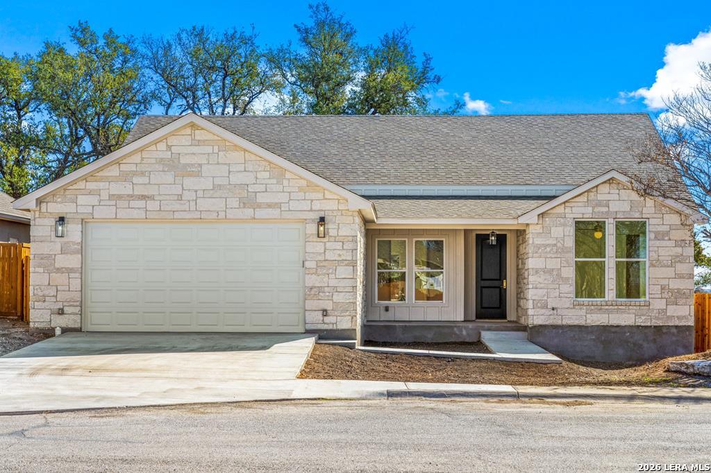 Property photo for 301 BOW DR, Kerrville, TX