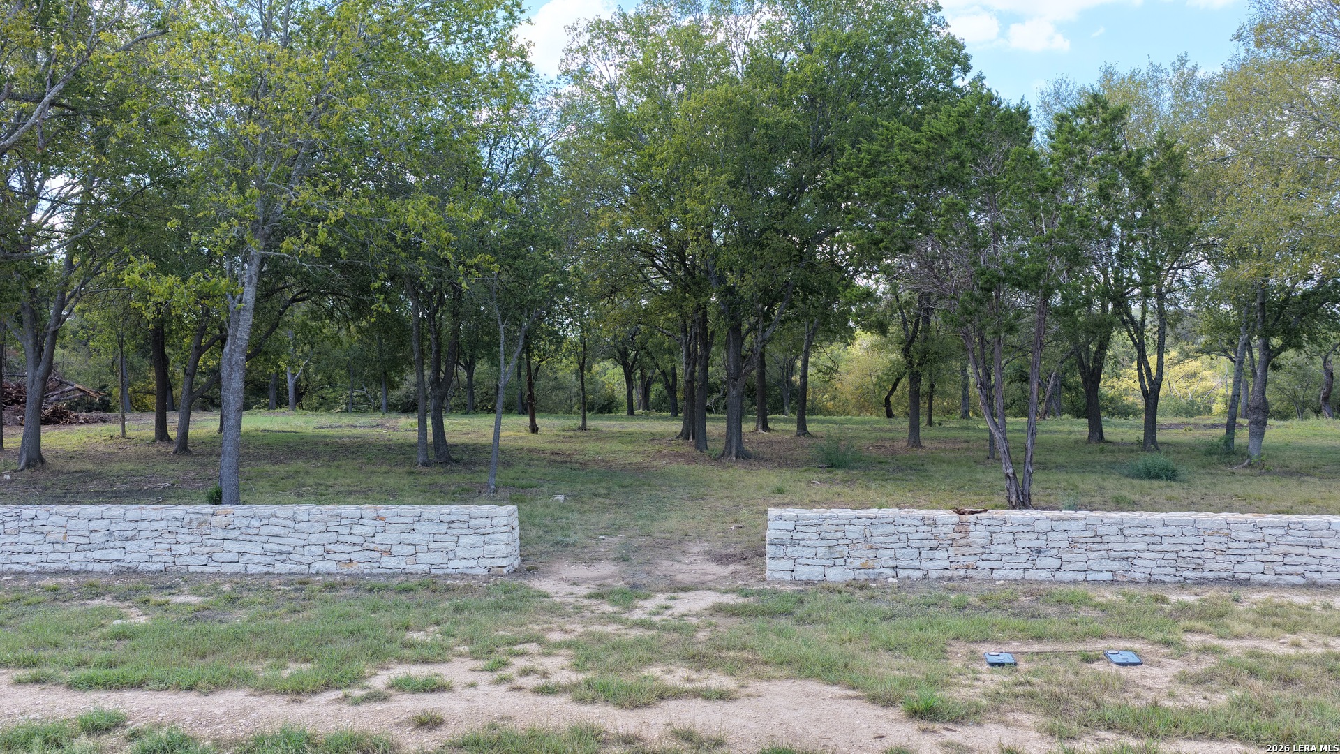 Photo 1 of Sale Pending at 264 Riverfront Dr, New Braunfels, TX 78132 | MLS# 2021553 | Listing updated on 2026-10-06