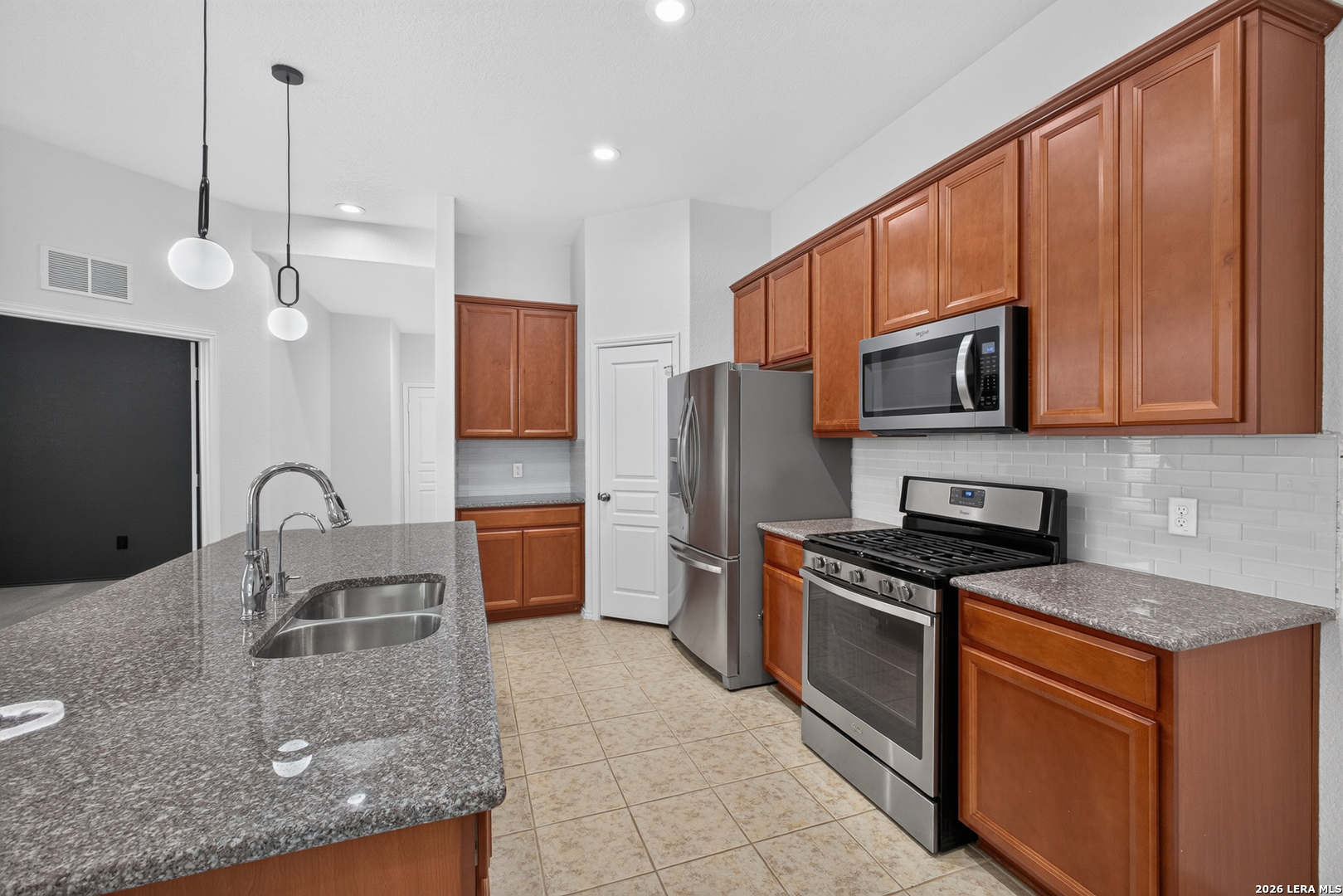7727 PARAISO CRST, Boerne, TX 78015