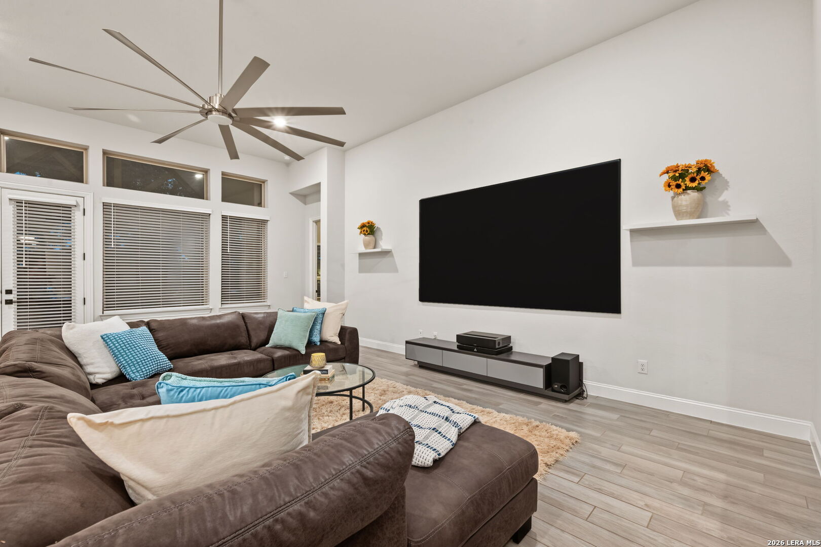 122 HUNTWICK DR, Boerne, TX 78006
