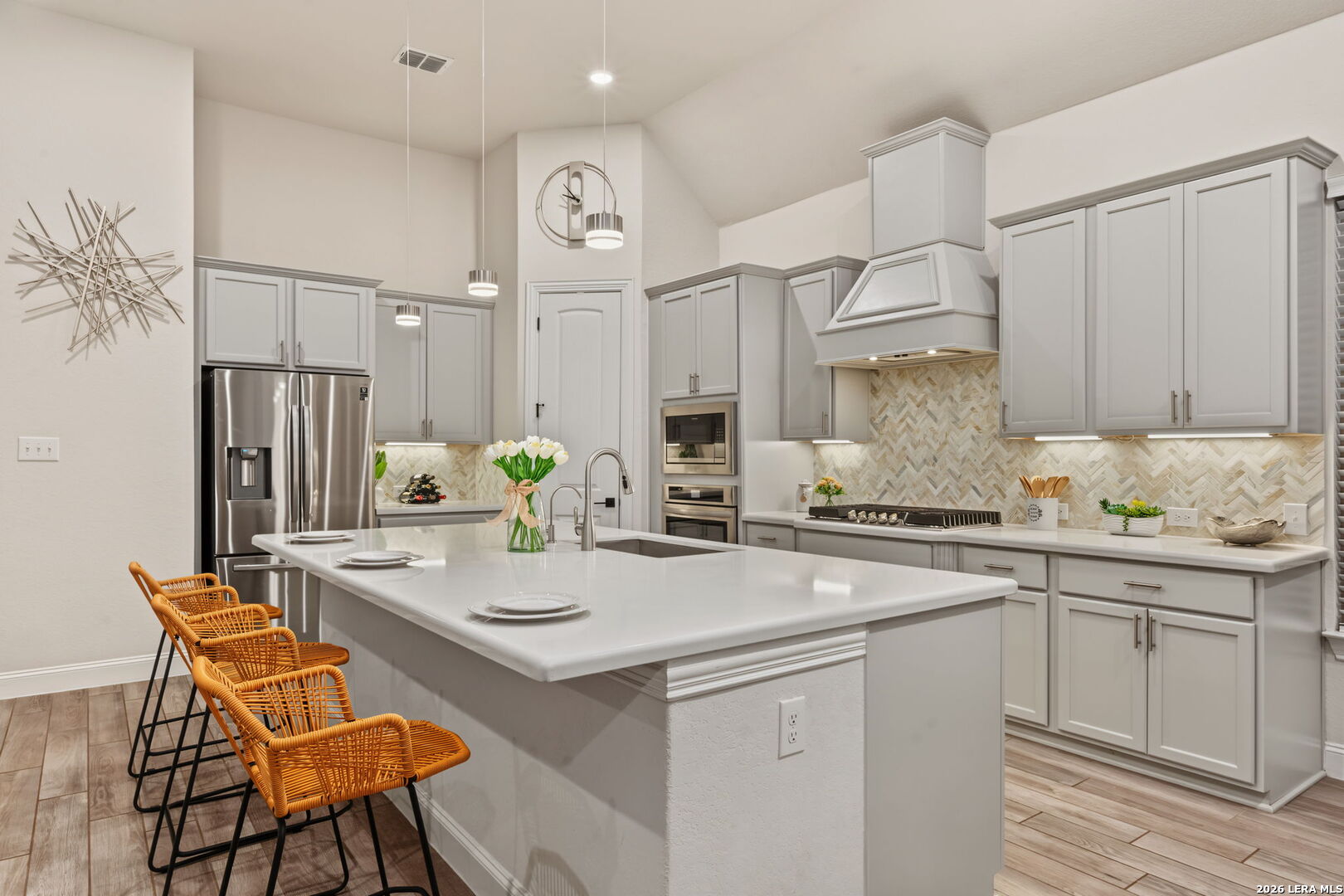 122 HUNTWICK DR, Boerne, TX 78006