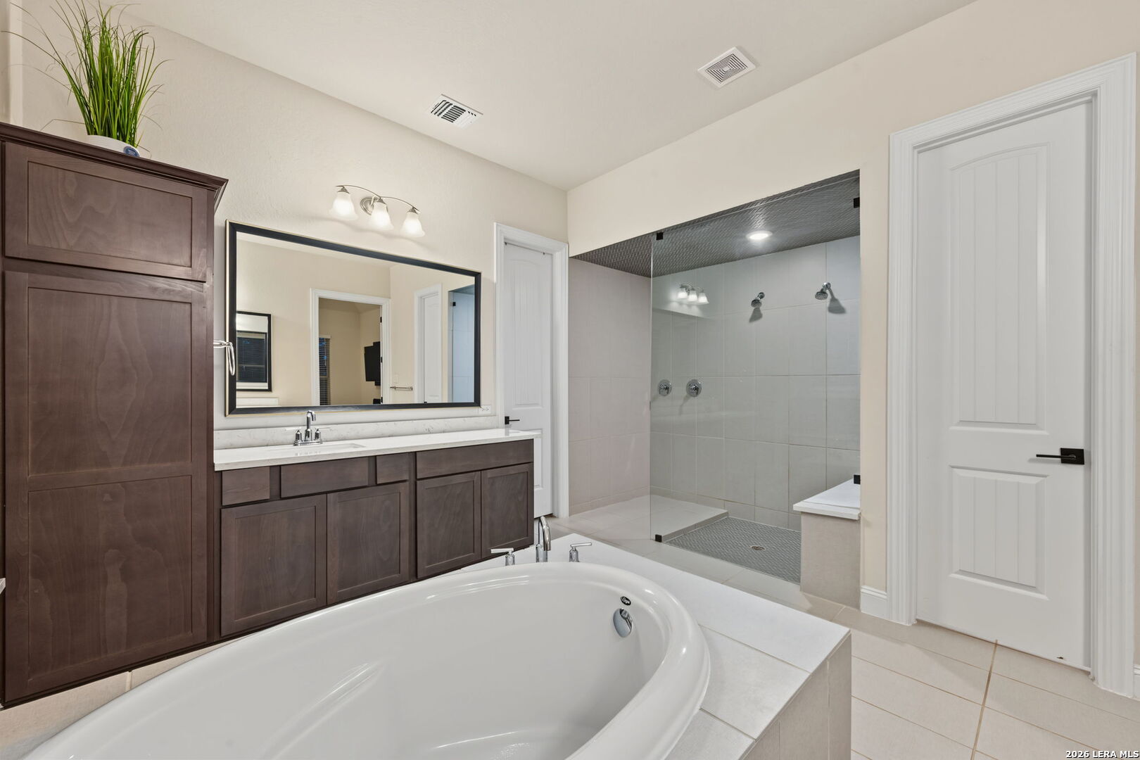 122 HUNTWICK DR, Boerne, TX 78006