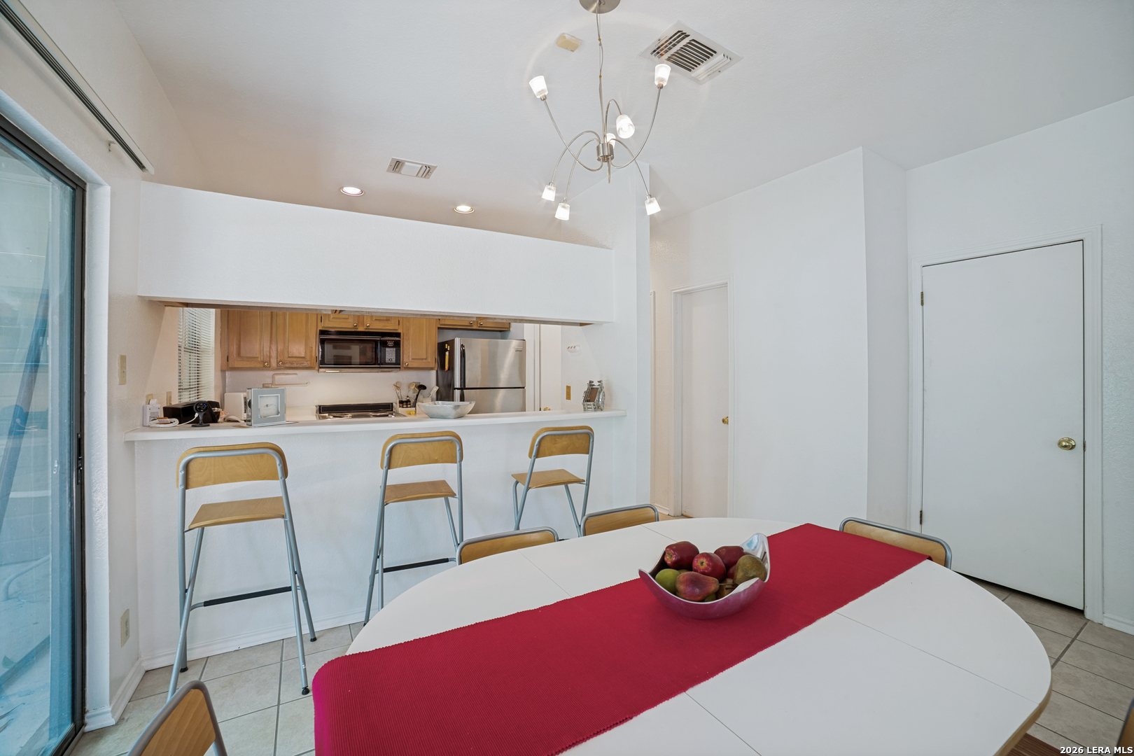57 CHAPEL HILL CIR, #57, San Antonio, TX 78240