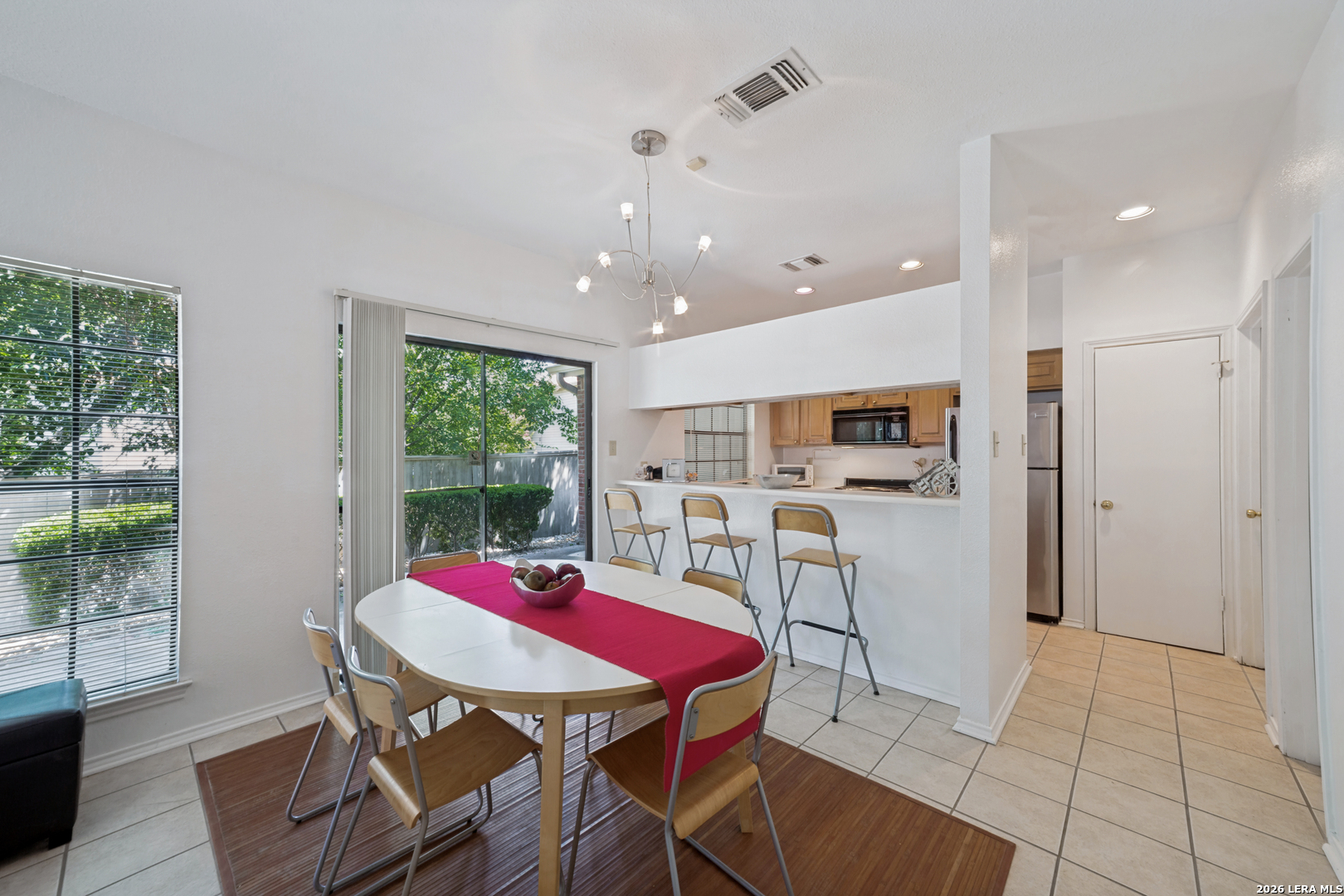 57 CHAPEL HILL CIR, #57, San Antonio, TX 78240
