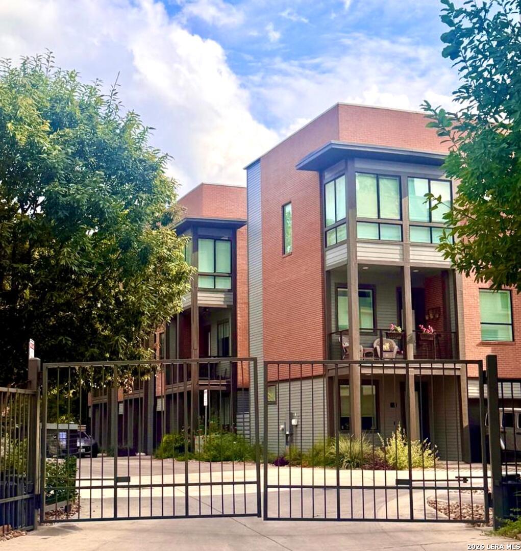Photo 1 of Condo for sale at 1154 E Euclid Ave #1154, San Antonio, TX 78212 | MLS# 2001172 | Listing updated on 2026-10-07