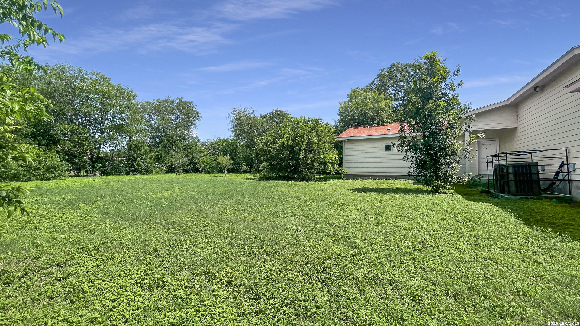 233 ESMERALDA DR, San Antonio, TX 78228
