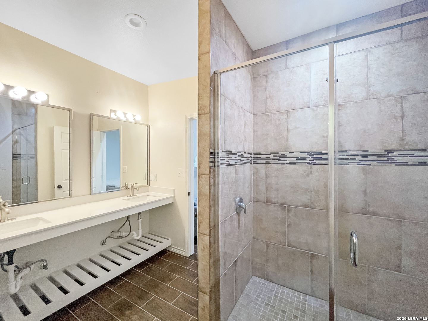 233 ESMERALDA DR, San Antonio, TX 78228