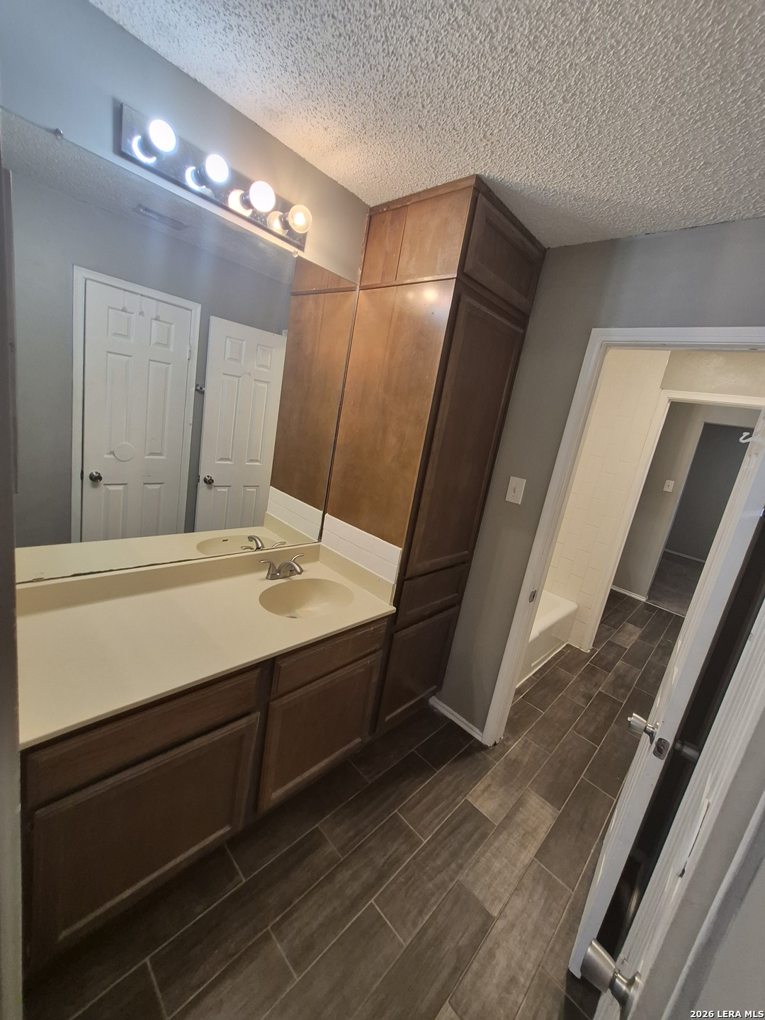4906 ALI AVE, #4, San Antonio, TX 78229