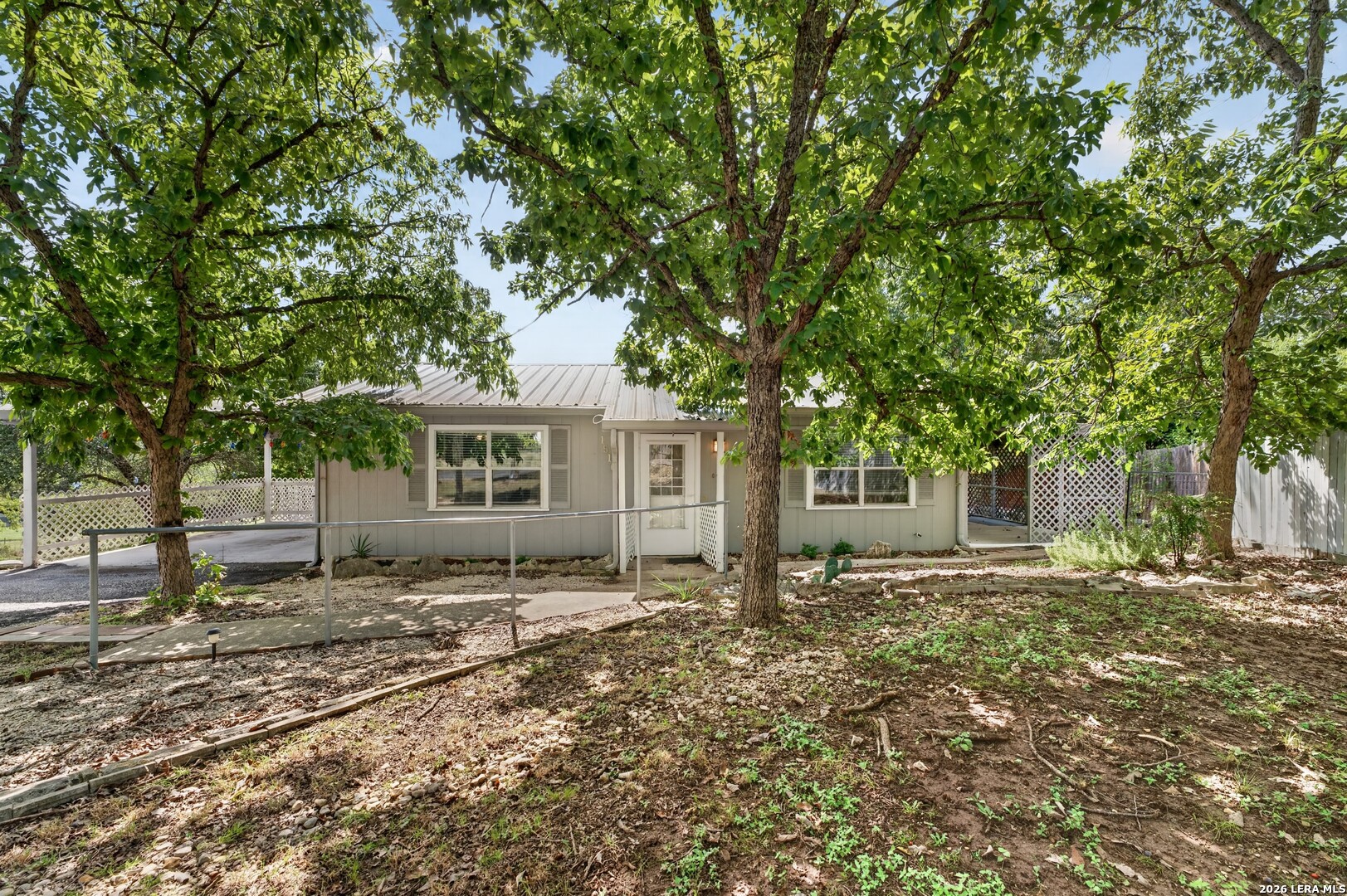 1516 Ranchero Rd, Kerrville, TX 78028