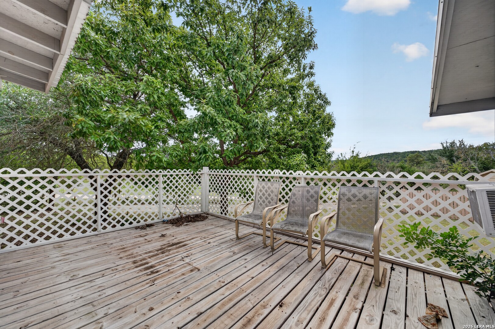 1516 Ranchero Rd, Kerrville, TX 78028
