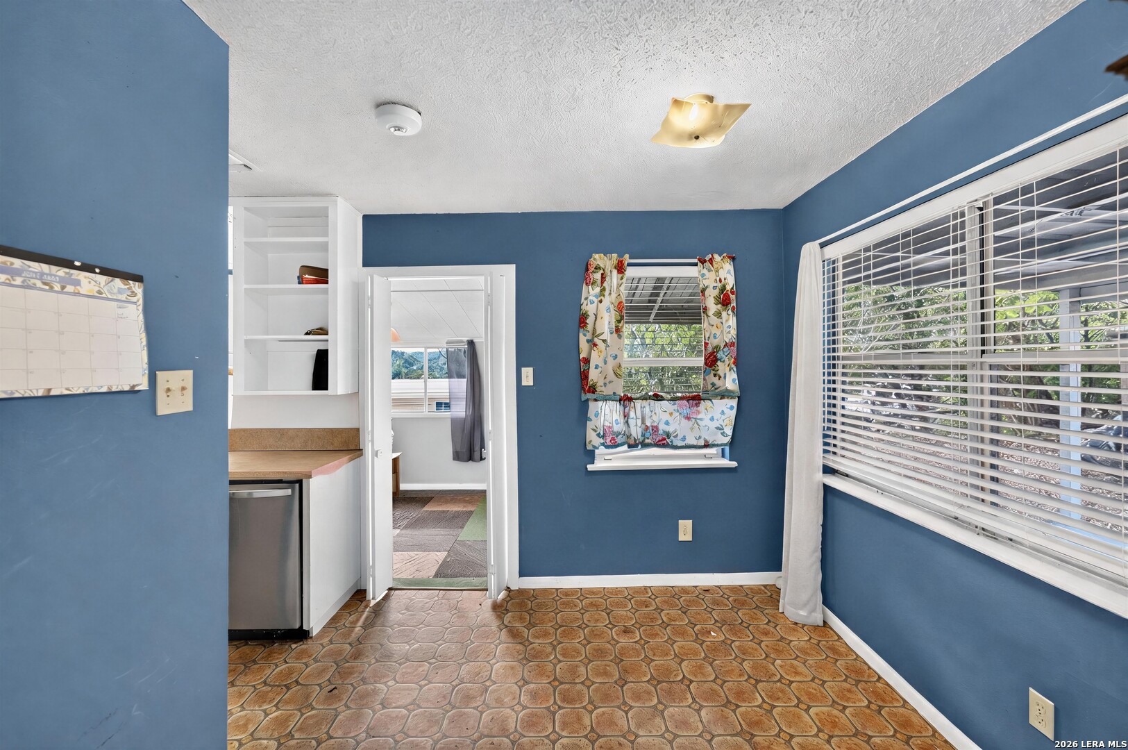 1516 Ranchero Rd, Kerrville, TX 78028