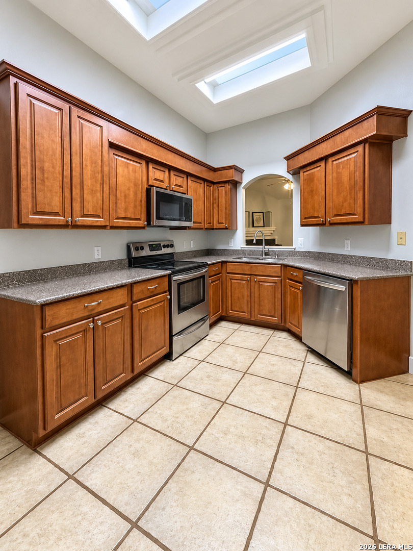7606 LINKVIEW ST, San Antonio, TX 78240
