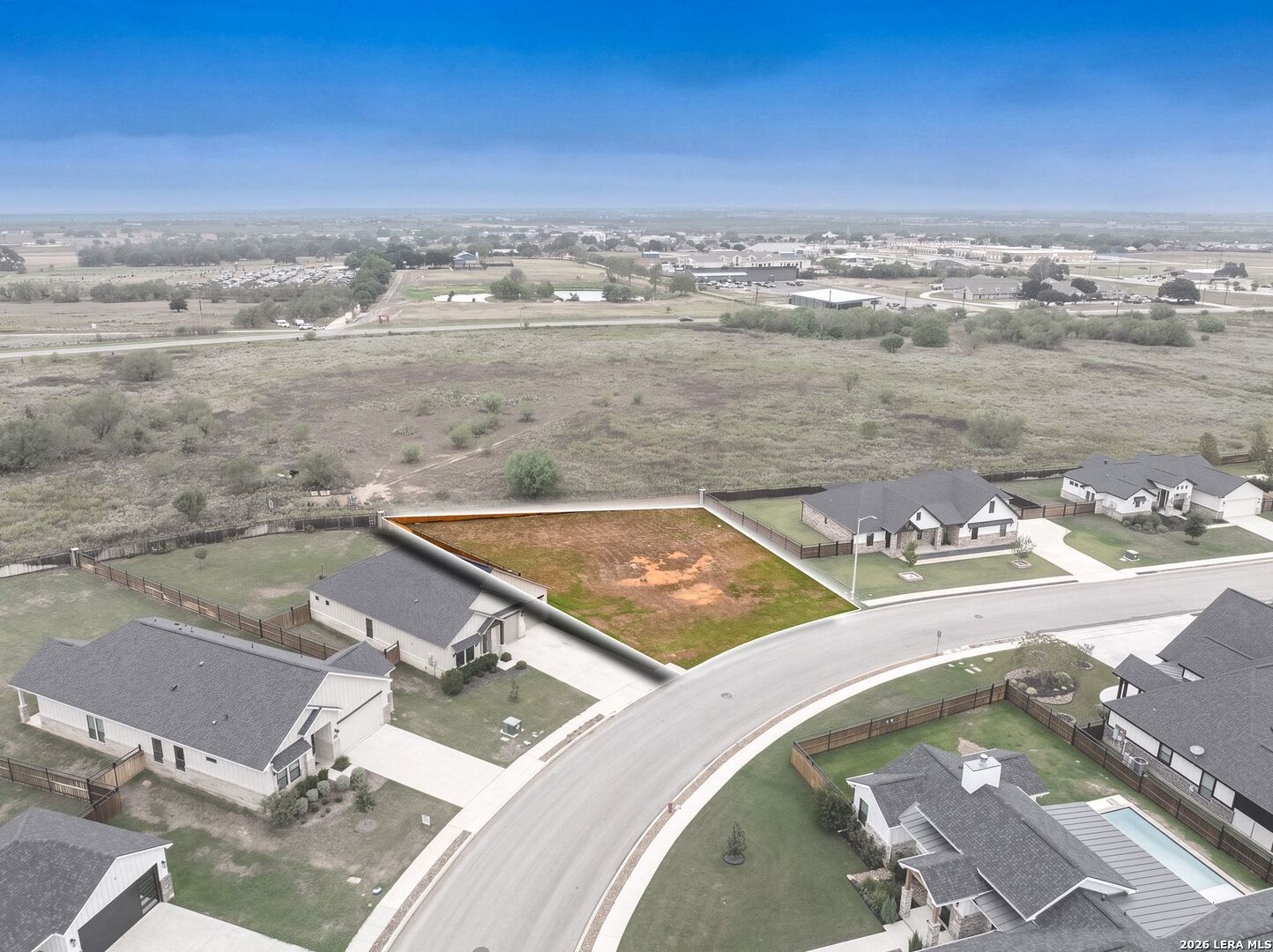 Property photo for 144 W Magnolia Cir, La Vernia, TX