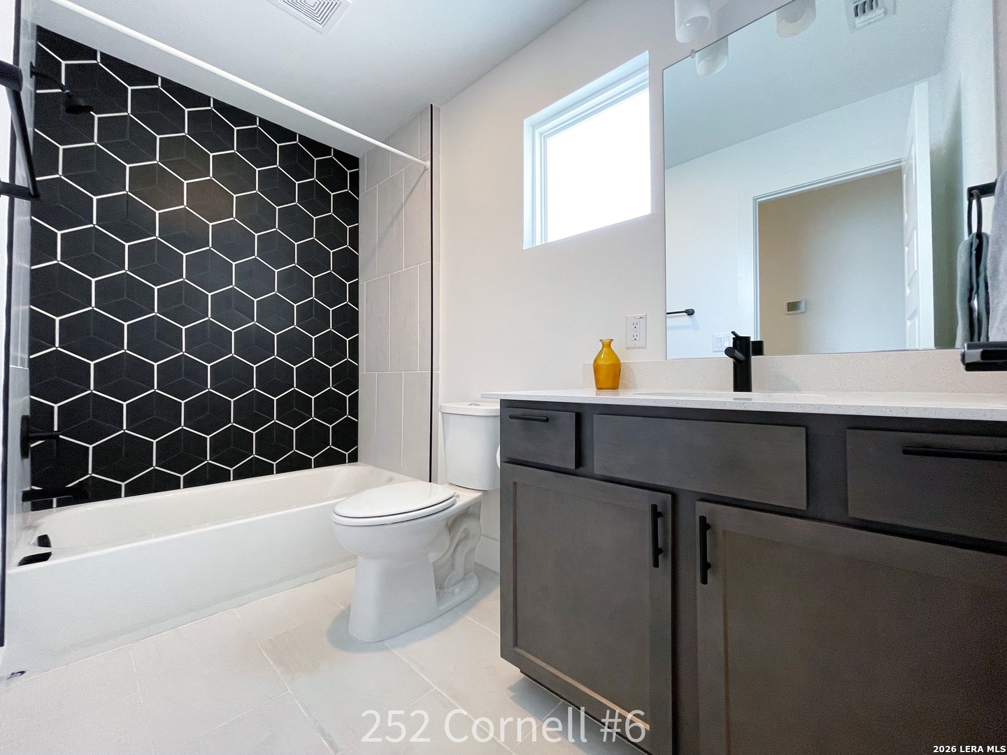 252 Cornell, #6, San Antonio, TX 78201