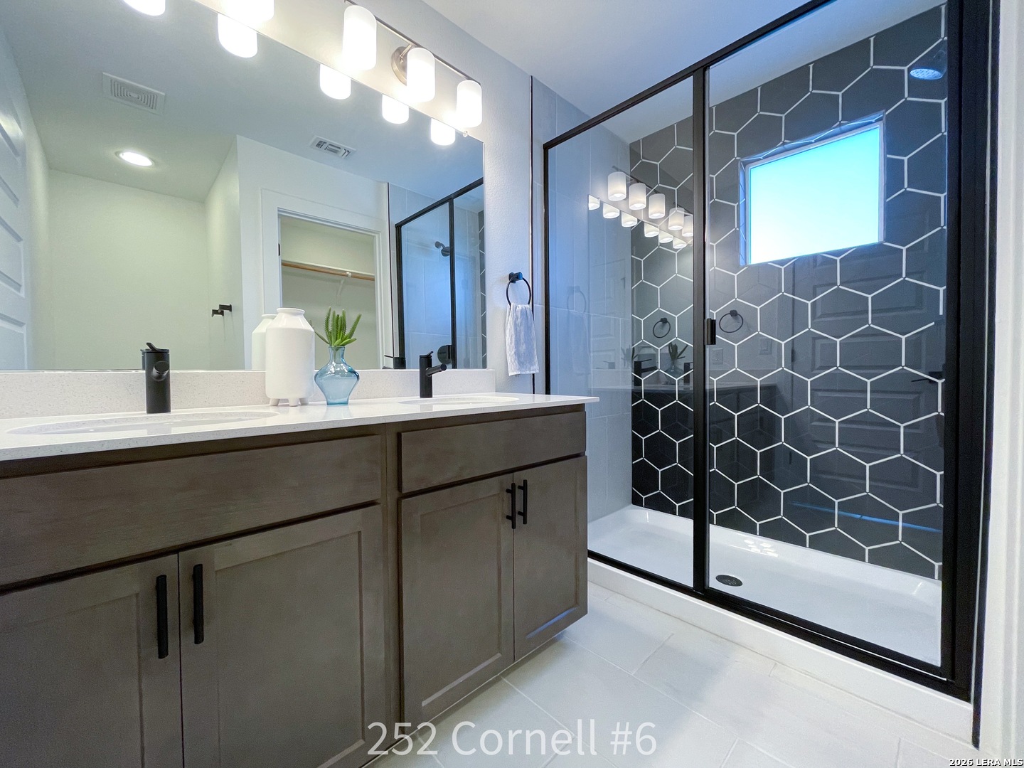 252 Cornell, #6, San Antonio, TX 78201