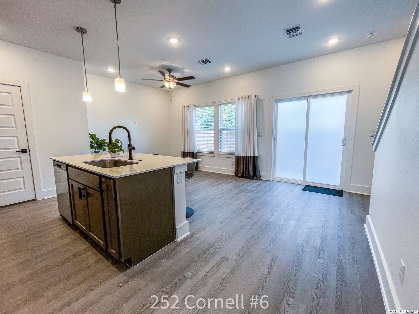 252 Cornell, #6, San Antonio, TX 78201