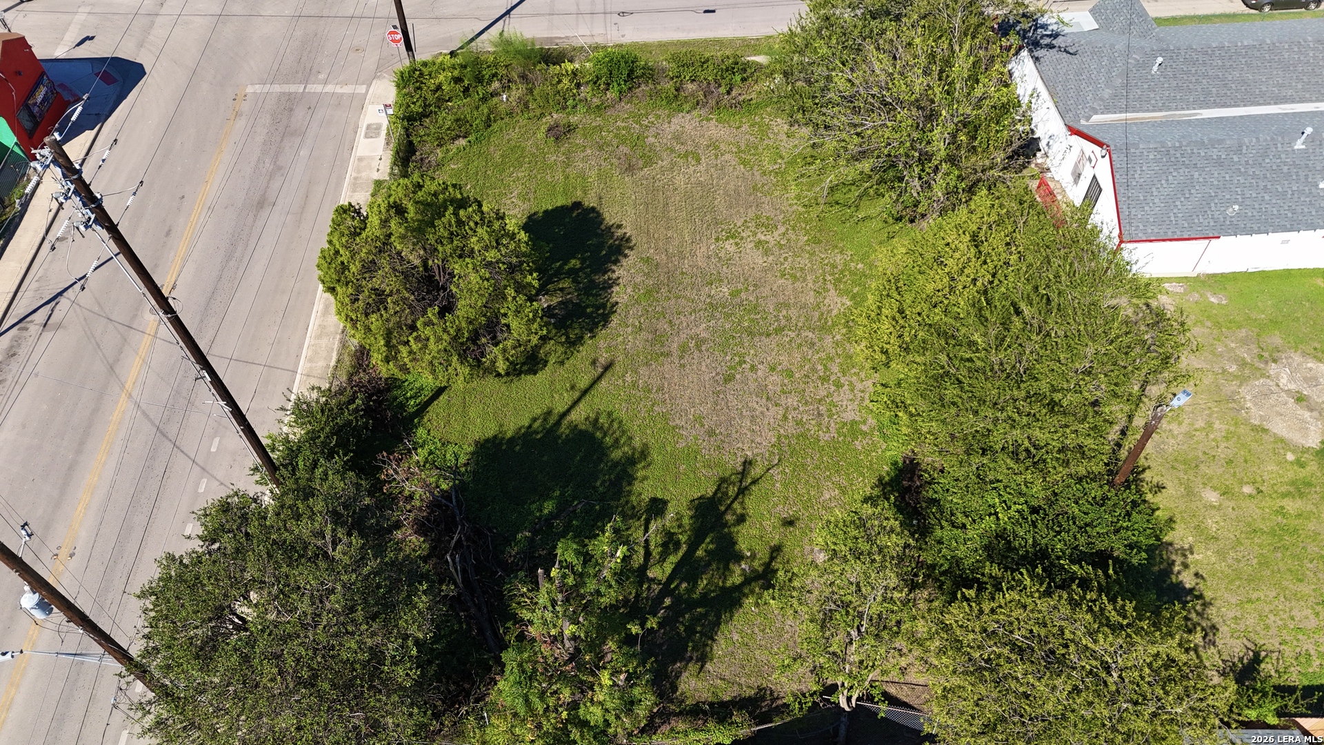 1753 W Poplar, San Antonio, TX 78207