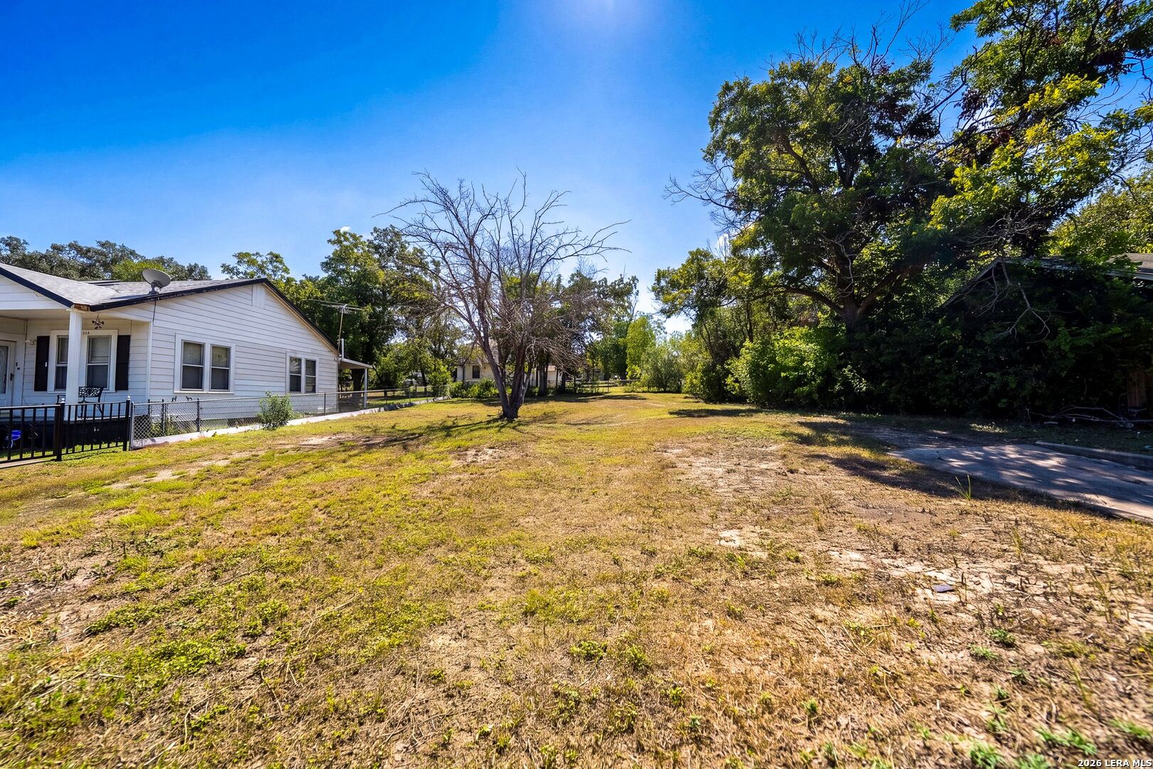 2216 McKinley Ave, San Antonio, TX 78210
