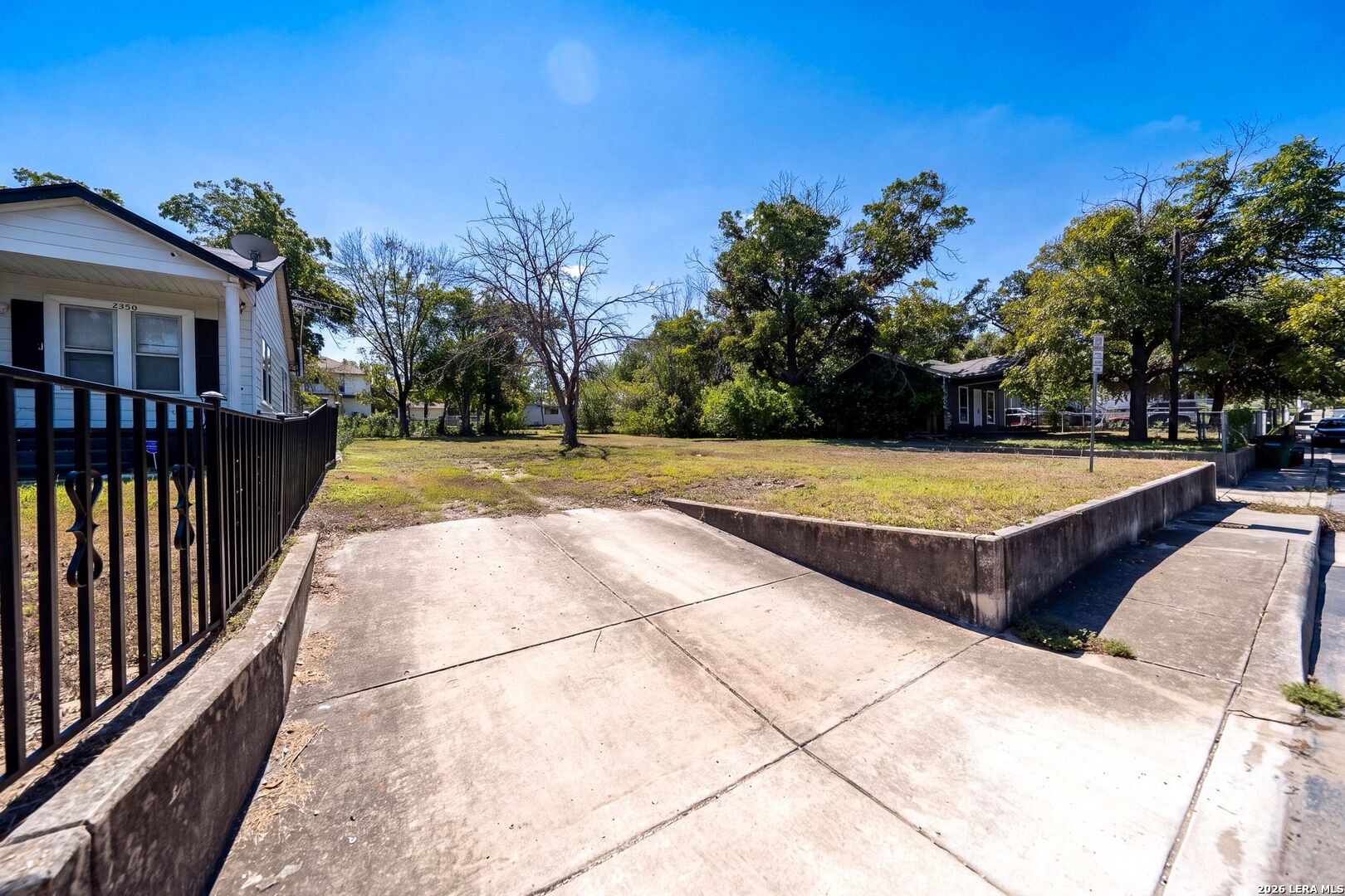 2216 McKinley Ave, San Antonio, TX 78210