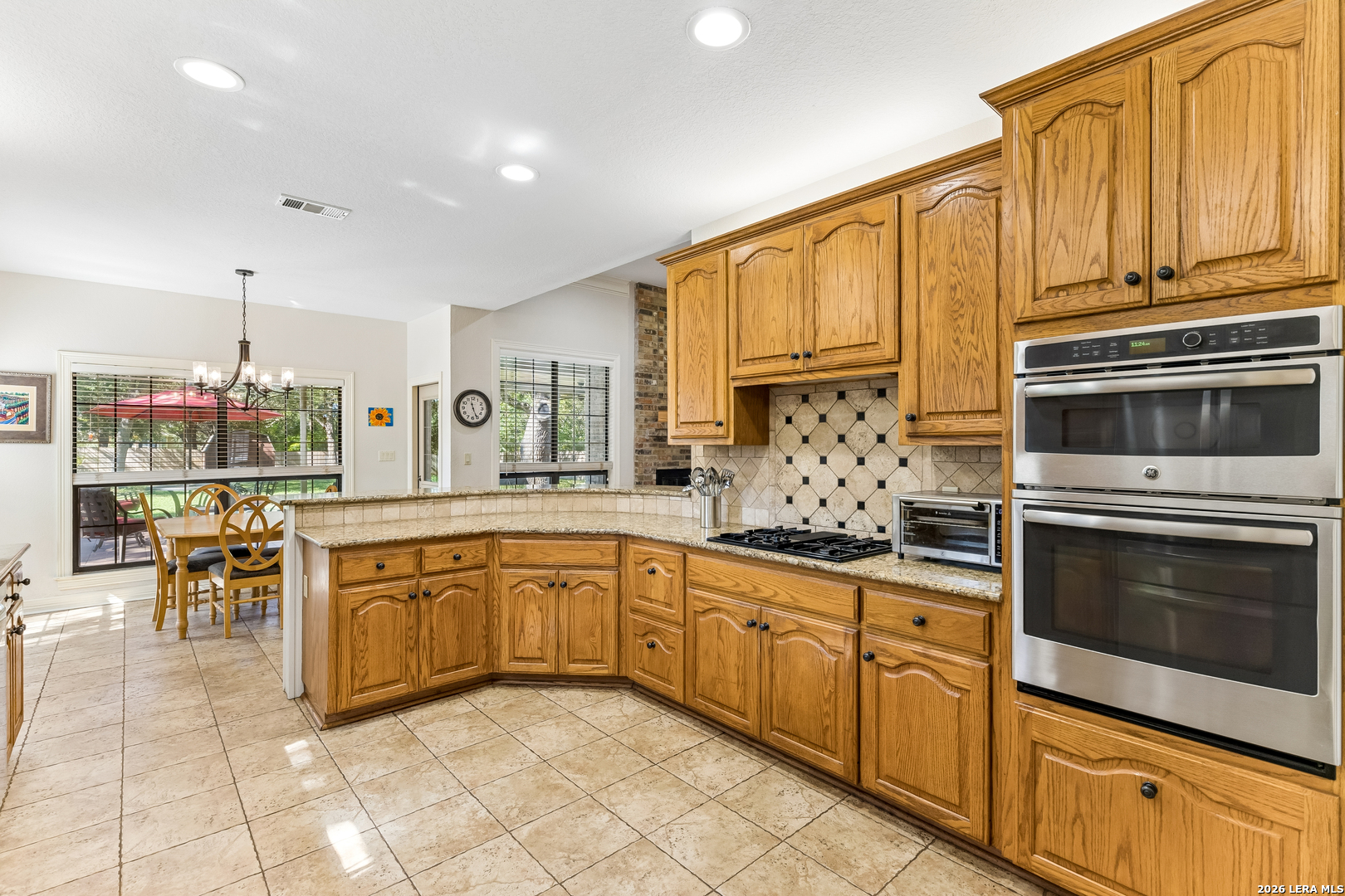 20123 HOYA LN, Garden Ridge, TX 78266
