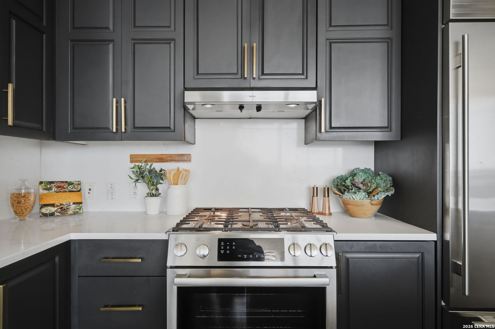 610 E Market St, #UNIT 2605, San Antonio, TX 78205