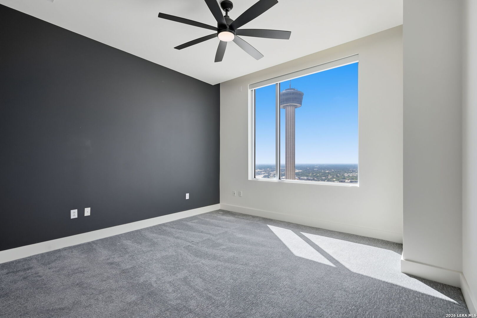 610 E Market St, #UNIT 2605, San Antonio, TX 78205