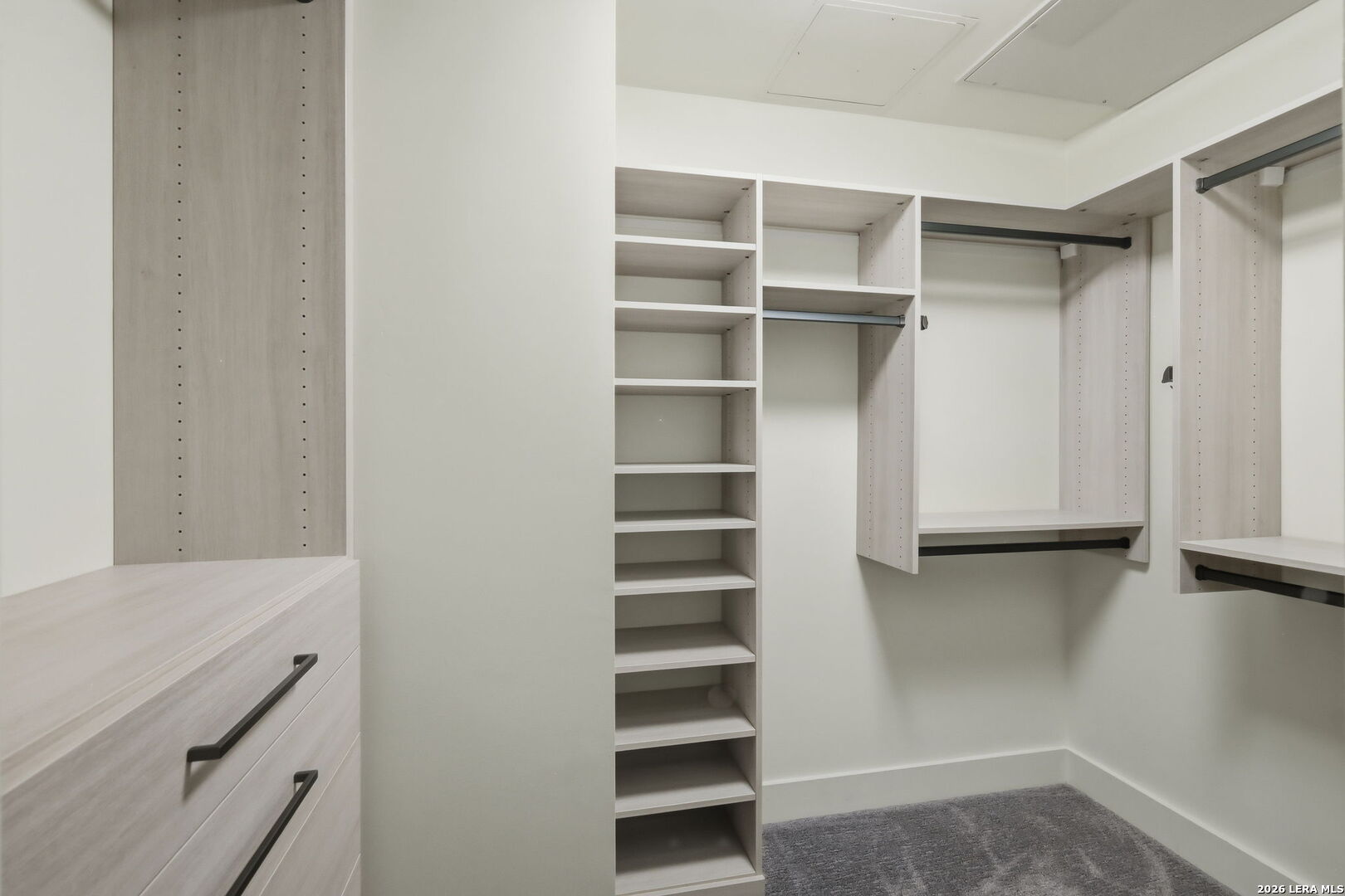 610 E Market St, #UNIT 2605, San Antonio, TX 78205
