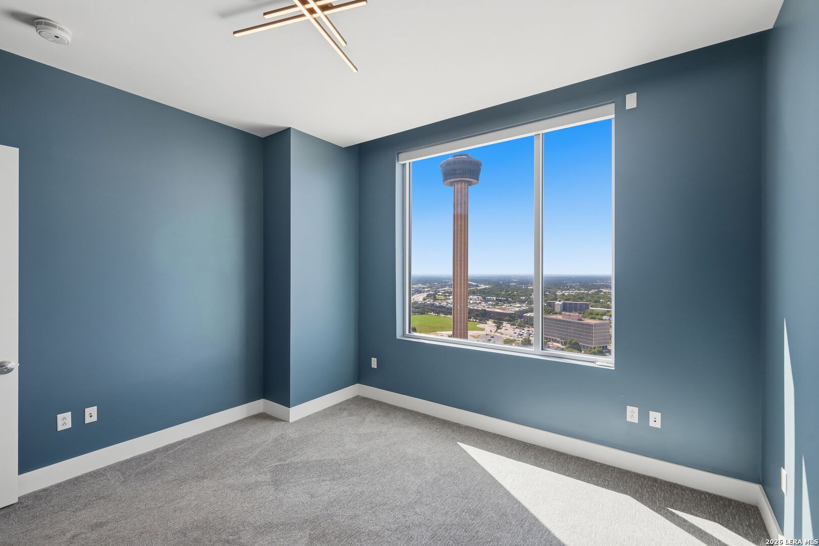 610 E Market St, #UNIT 2605, San Antonio, TX 78205
