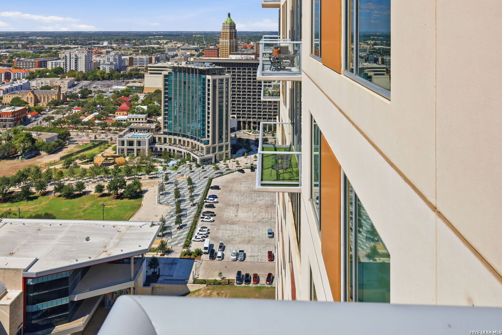 610 E Market St, #UNIT 2605, San Antonio, TX 78205