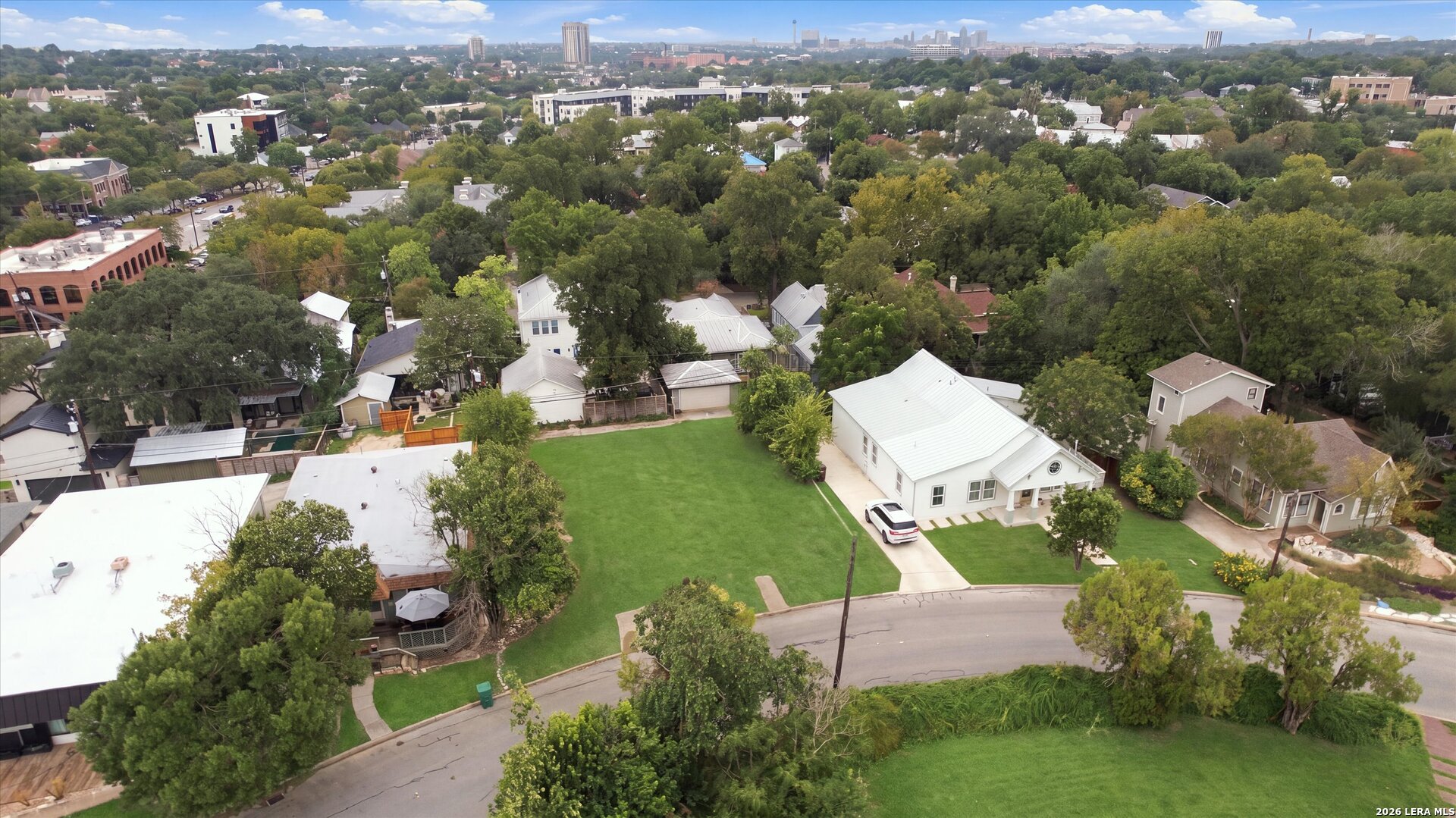 Property photo for 328 ALBANY ST, Alamoheights, TX